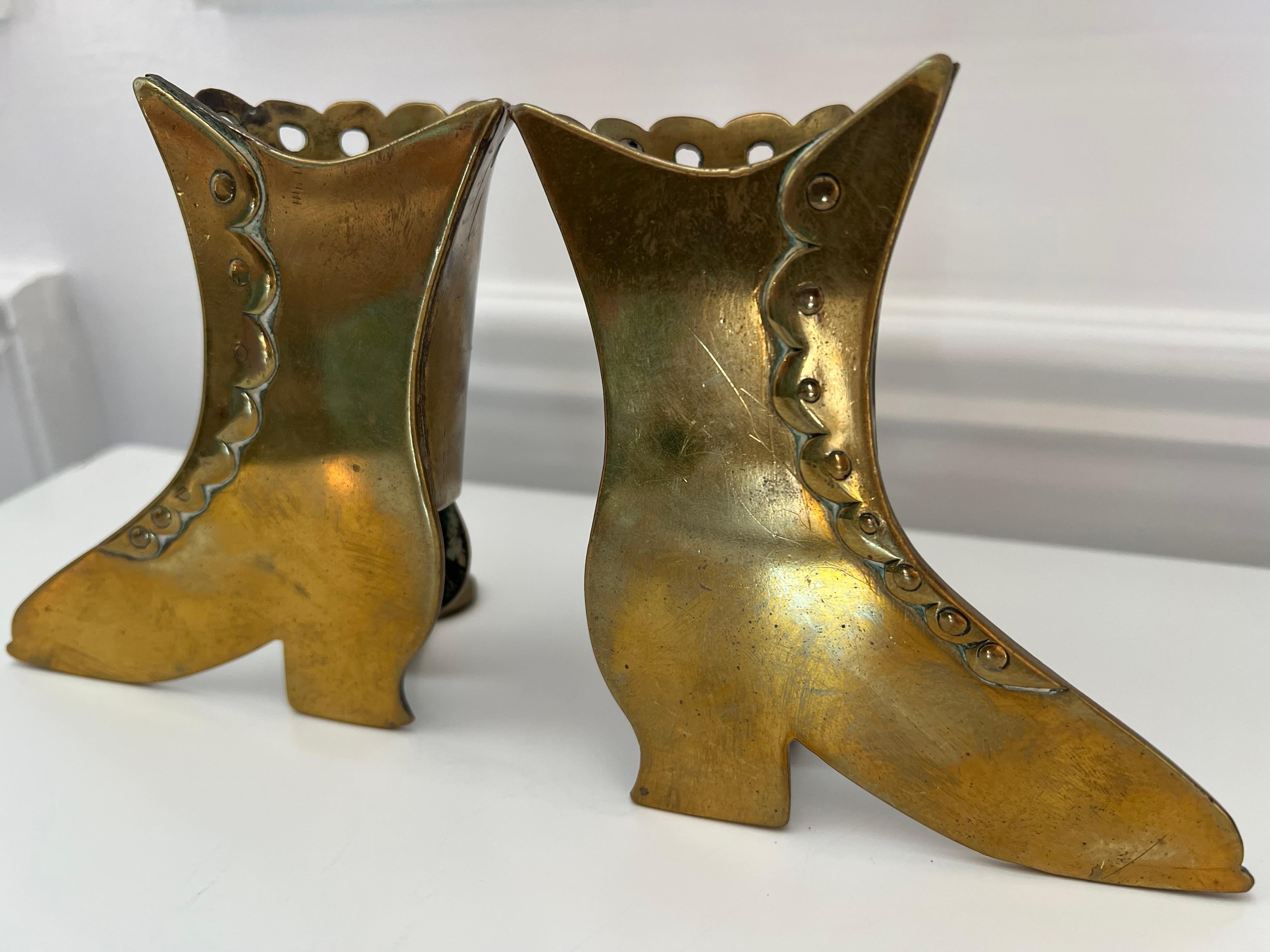 Late 19th Century Pair of Antique English  Brass High Top Shoe Spills In Good Condition For Sale In Stamford, CT