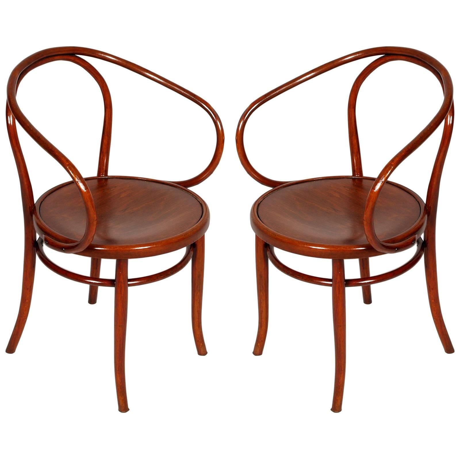 Late 19th Century Pair of Bentwood B-9 Armchairs by Jacob and Josef Kohn For Sale