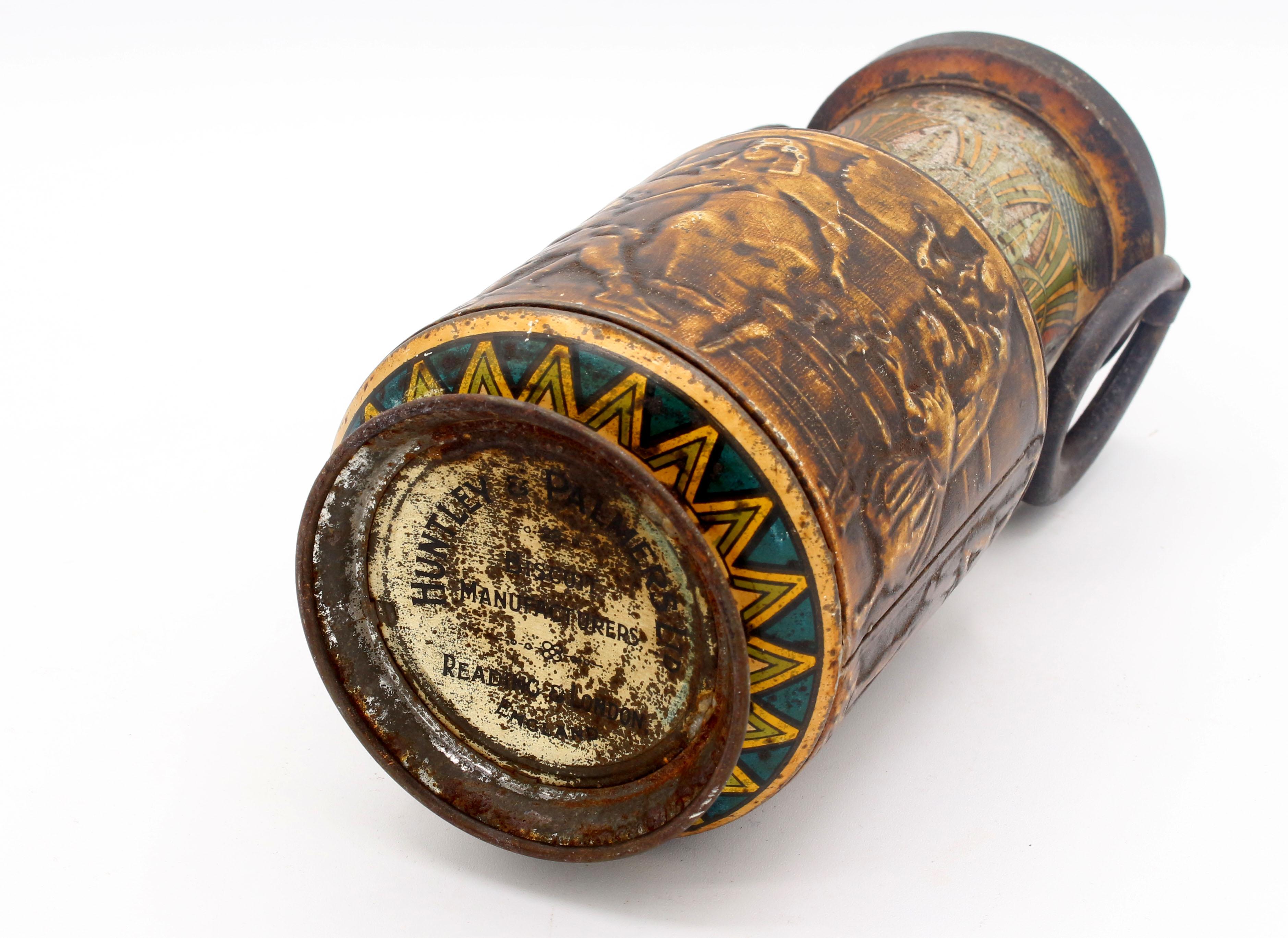 Paire d'urnes canopes de style Revive égyptien de la fin du 19e siècle en vente 2