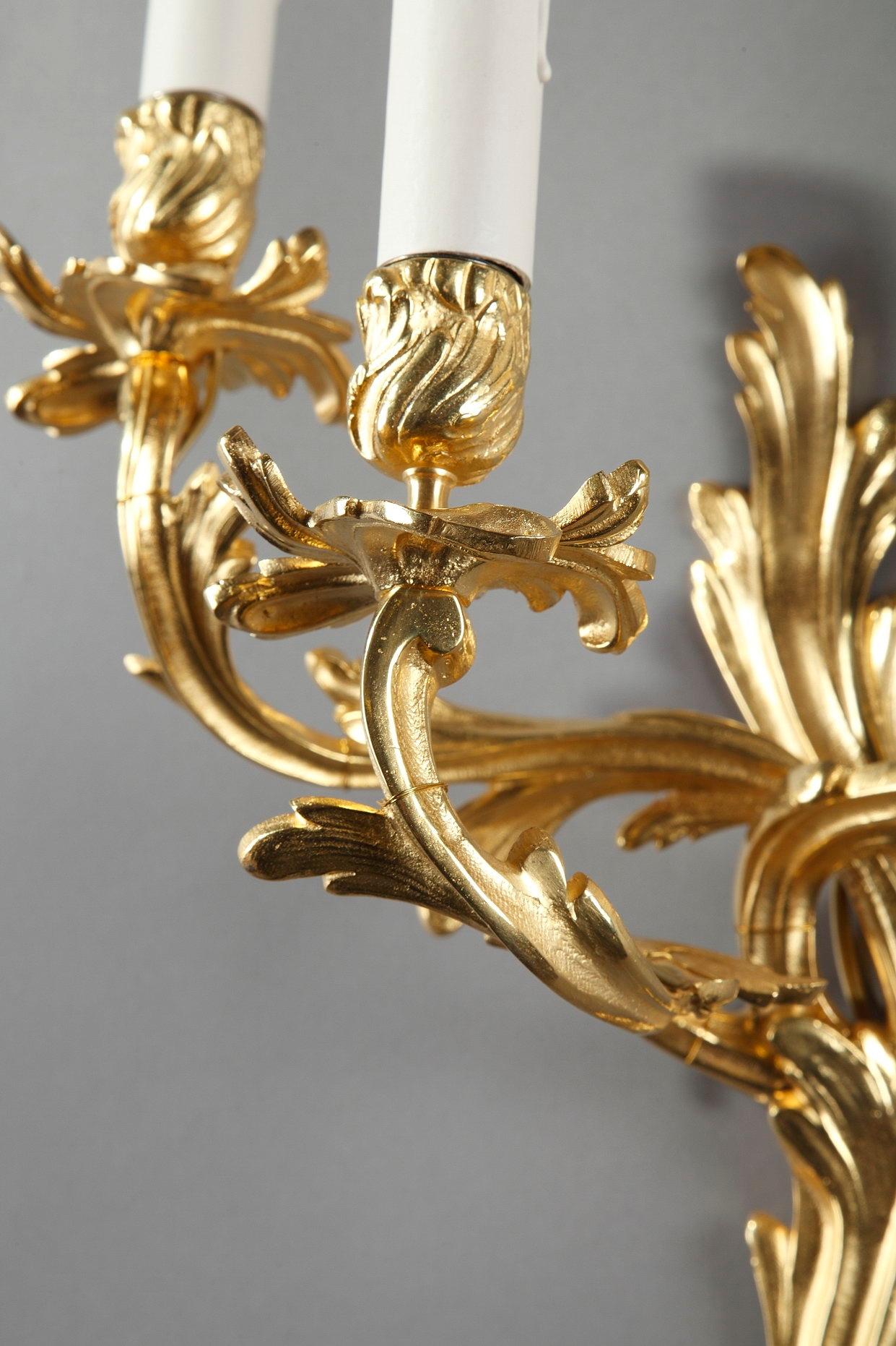 Late 19th Century Pair of French Wall Sconces in Louis XV Style 2