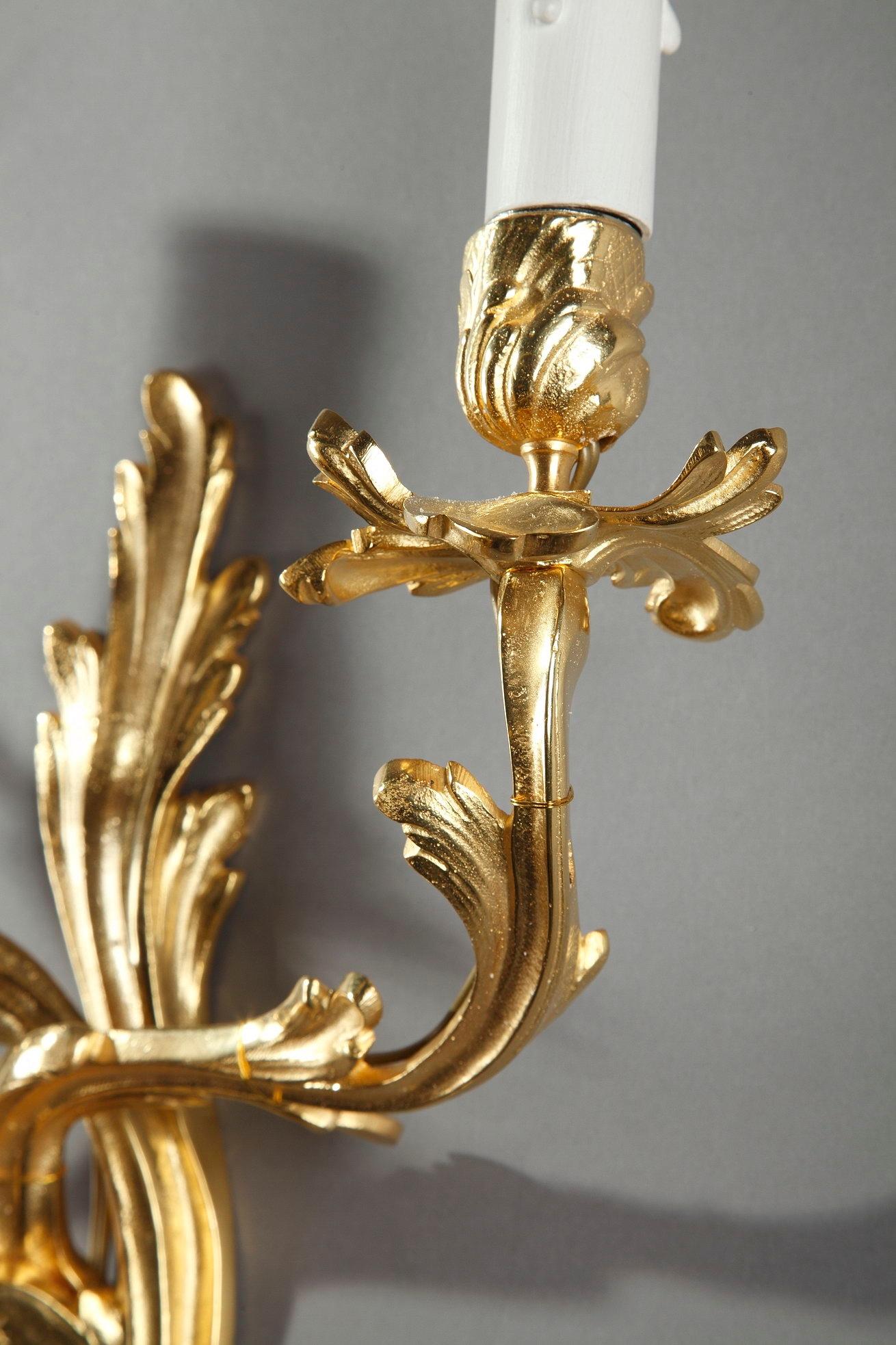 Late 19th Century Pair of French Wall Sconces in Louis XV Style 3
