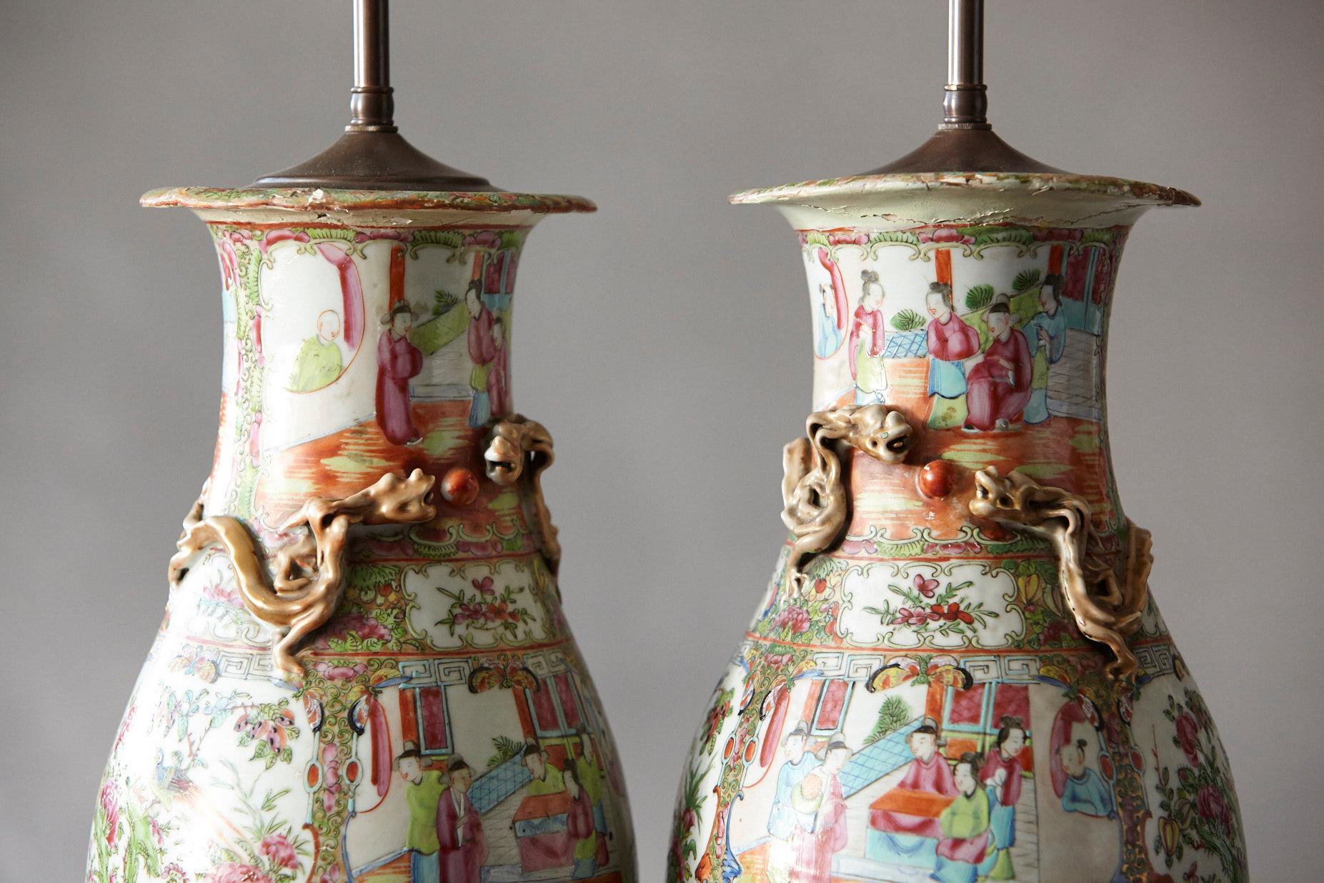 Late 19th Century Pair of Hand Painted Chinese Porcelain Vase Style Table Lamps 10