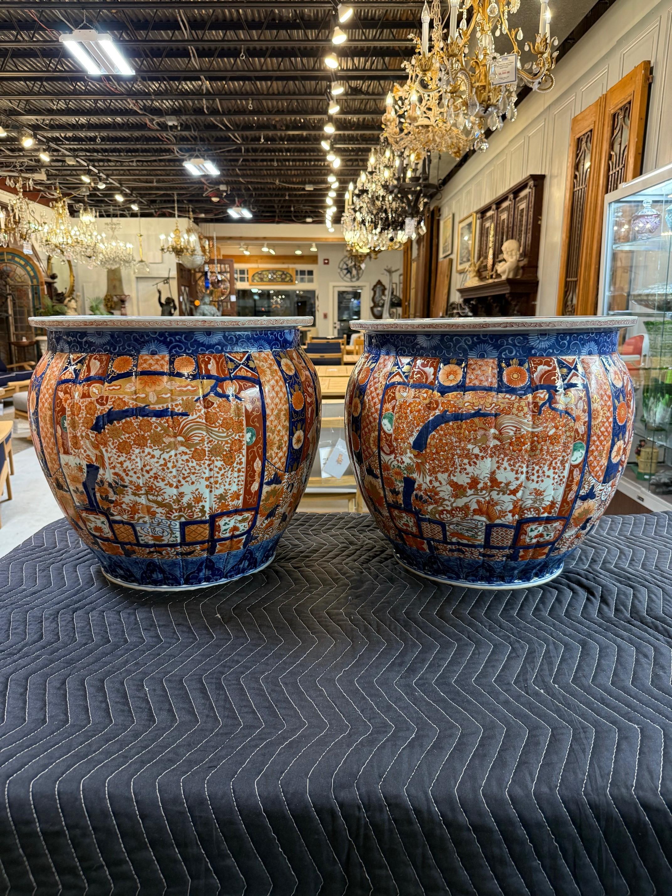 Late 19th Century Pair of Japanese Imari Porcelain Jardinières or Planters en vente 13