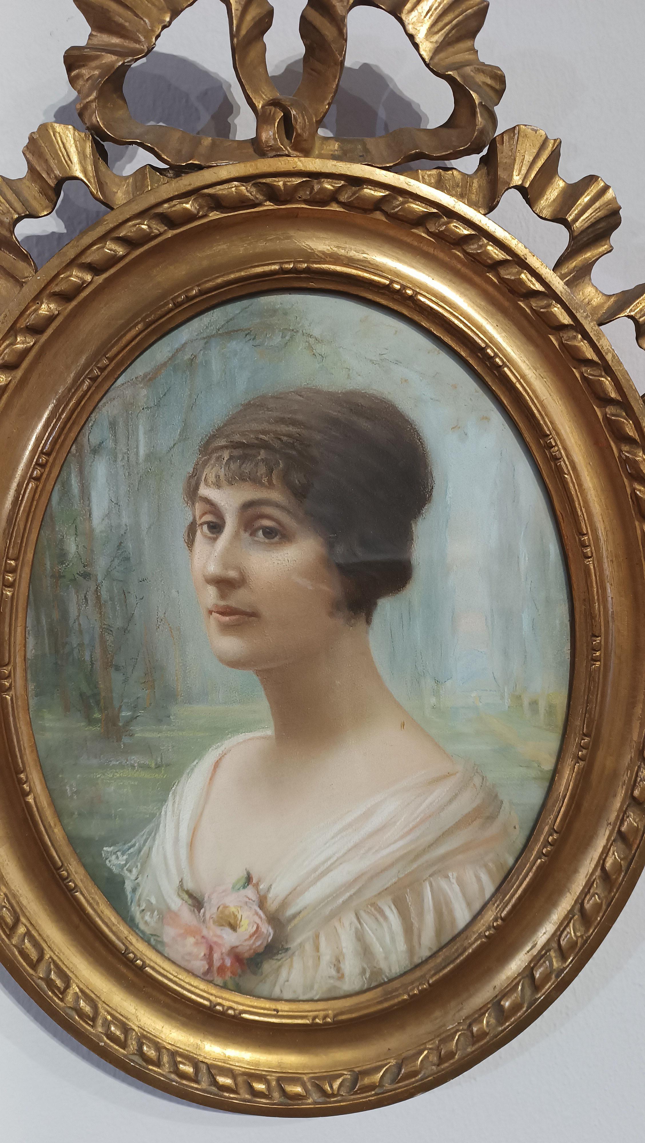 SPÄTES 19. JAHRHUNDERT PASTELLGEMÄLDE AUS OVAL (Handgeschnitzt) im Angebot