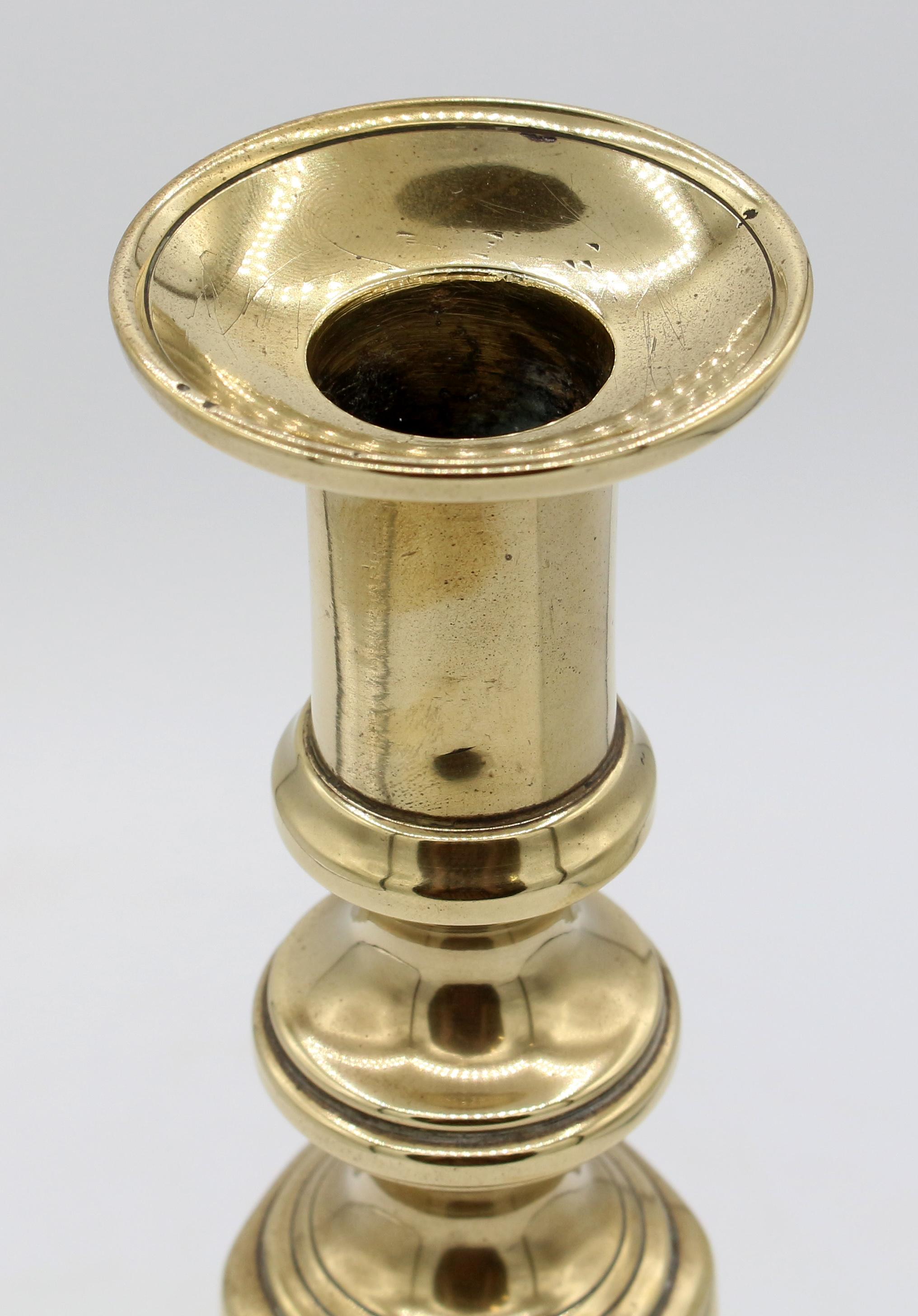 Ottone Coppia di candelieri in ottone 