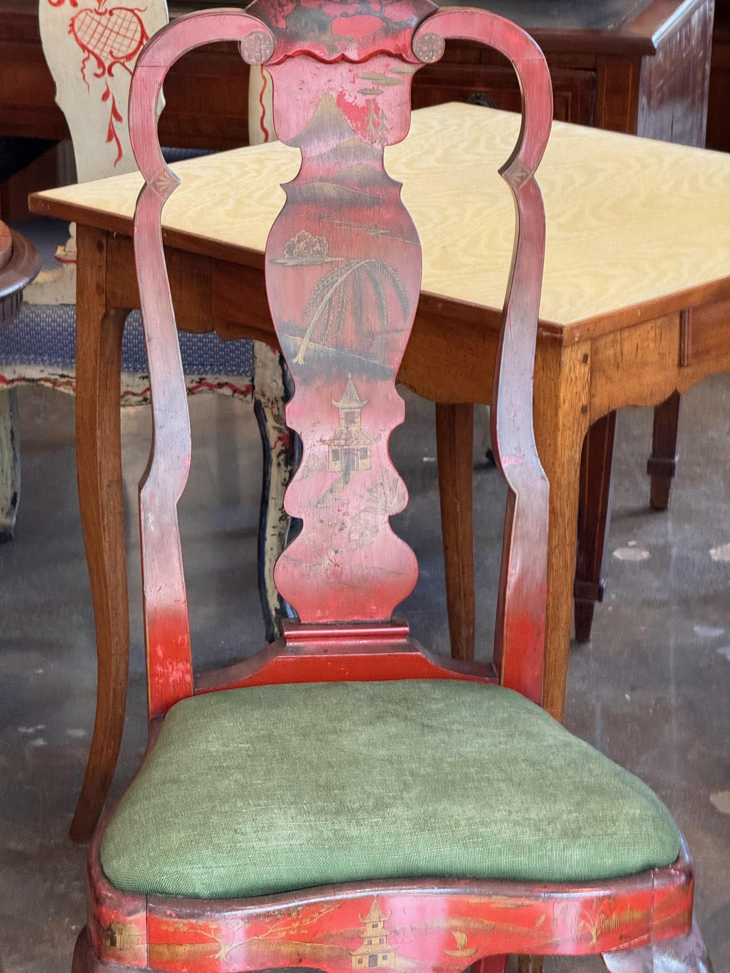 XIXe siècle Paire de chaises chinoises rouges de la fin du 19e siècle en vente
