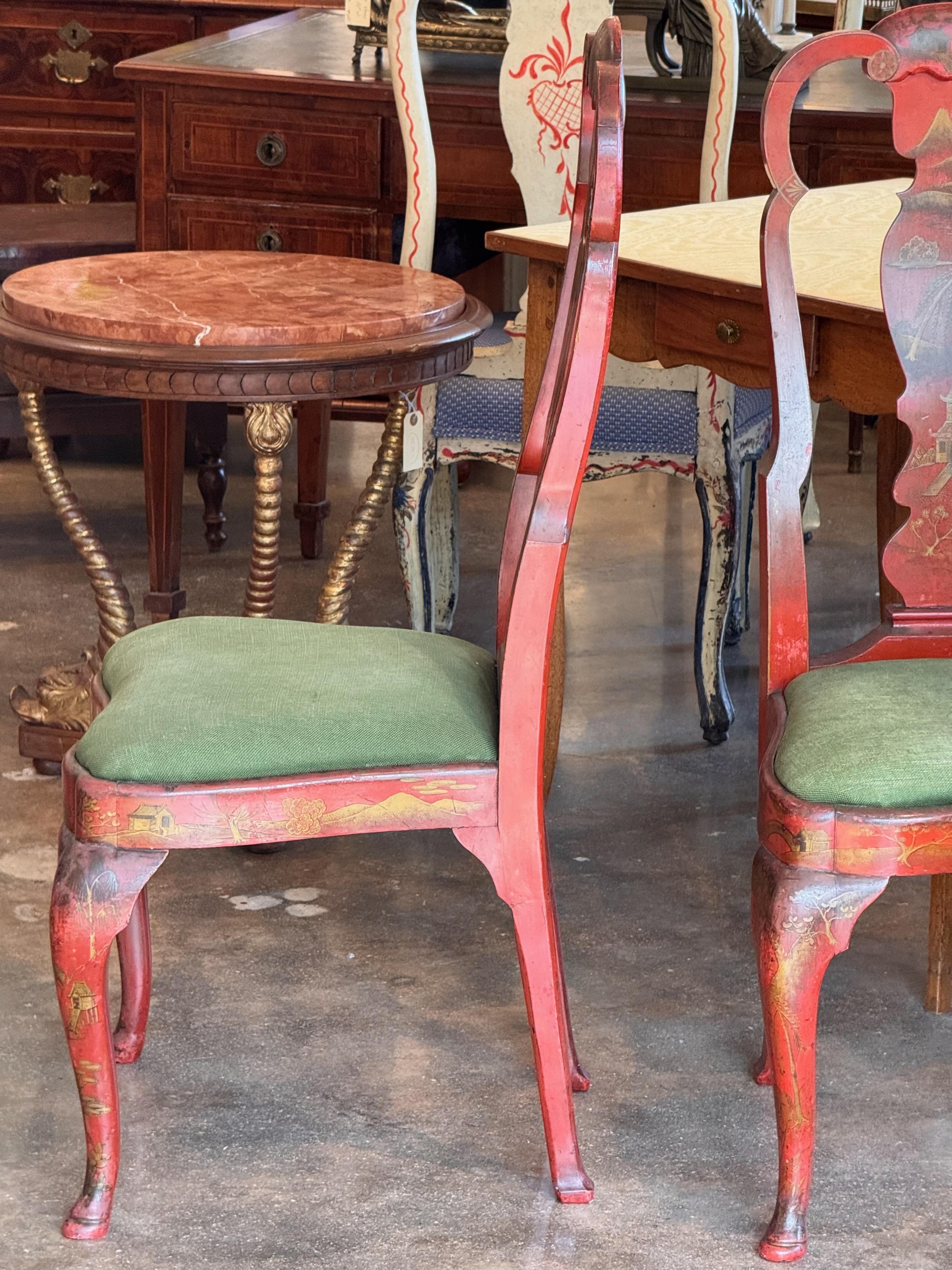 Bois Paire de chaises chinoises rouges de la fin du 19e siècle en vente