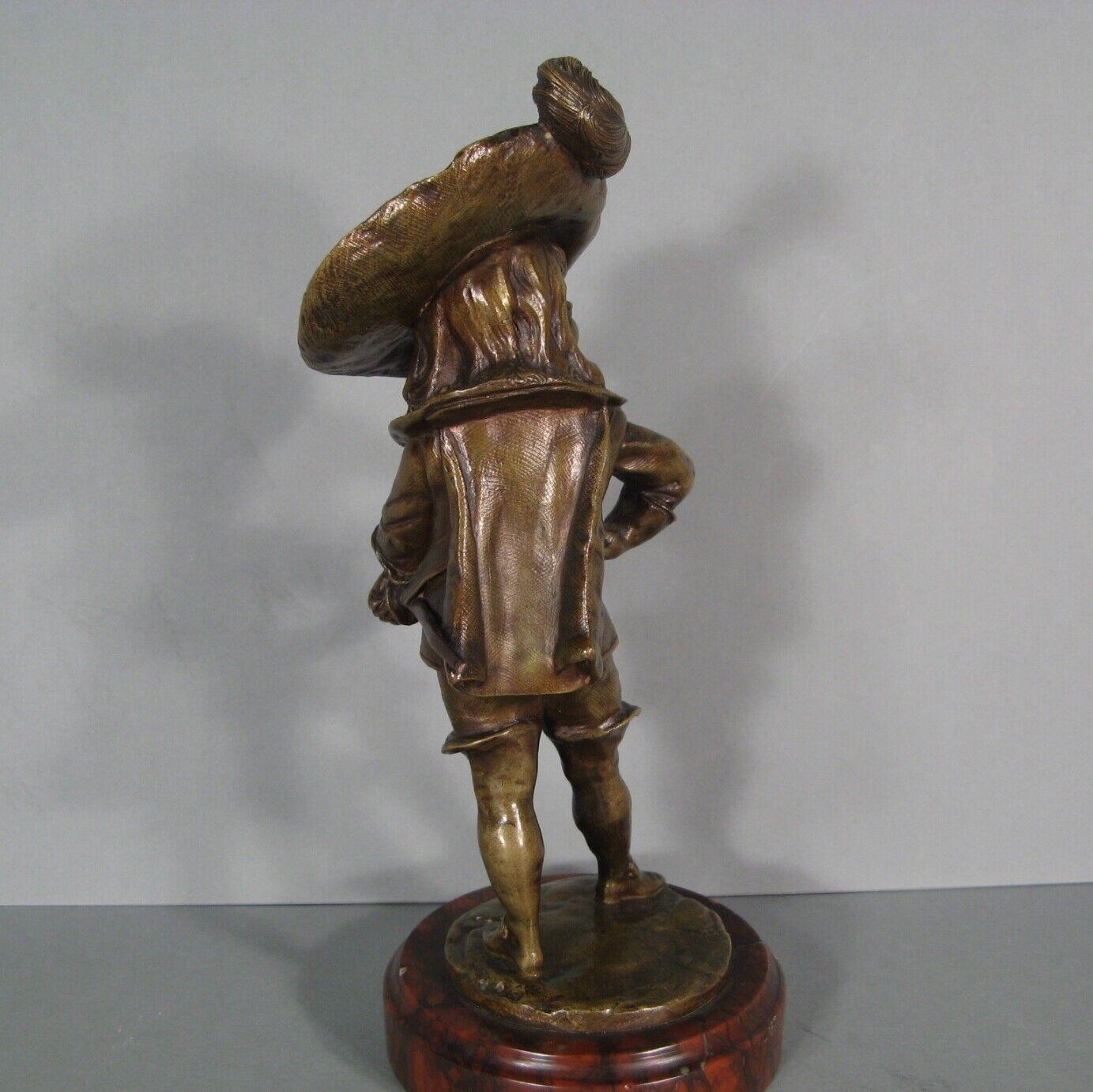 Late 19th Century Patinated Bronze Sculpture of a Young Musketeer - 1Y187 3