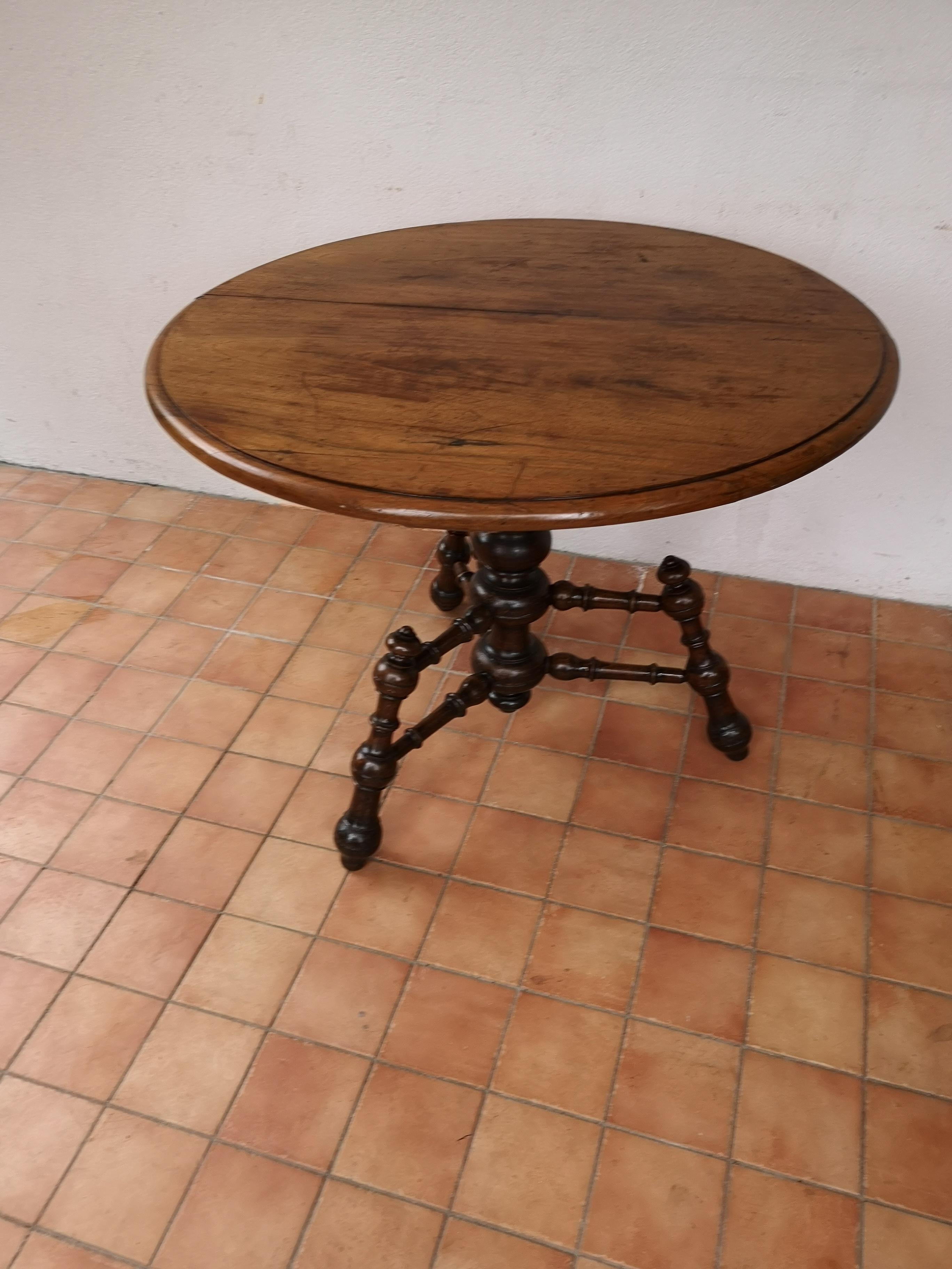 Louis Philippe Late 19th Century Pedestal Table For Sale
