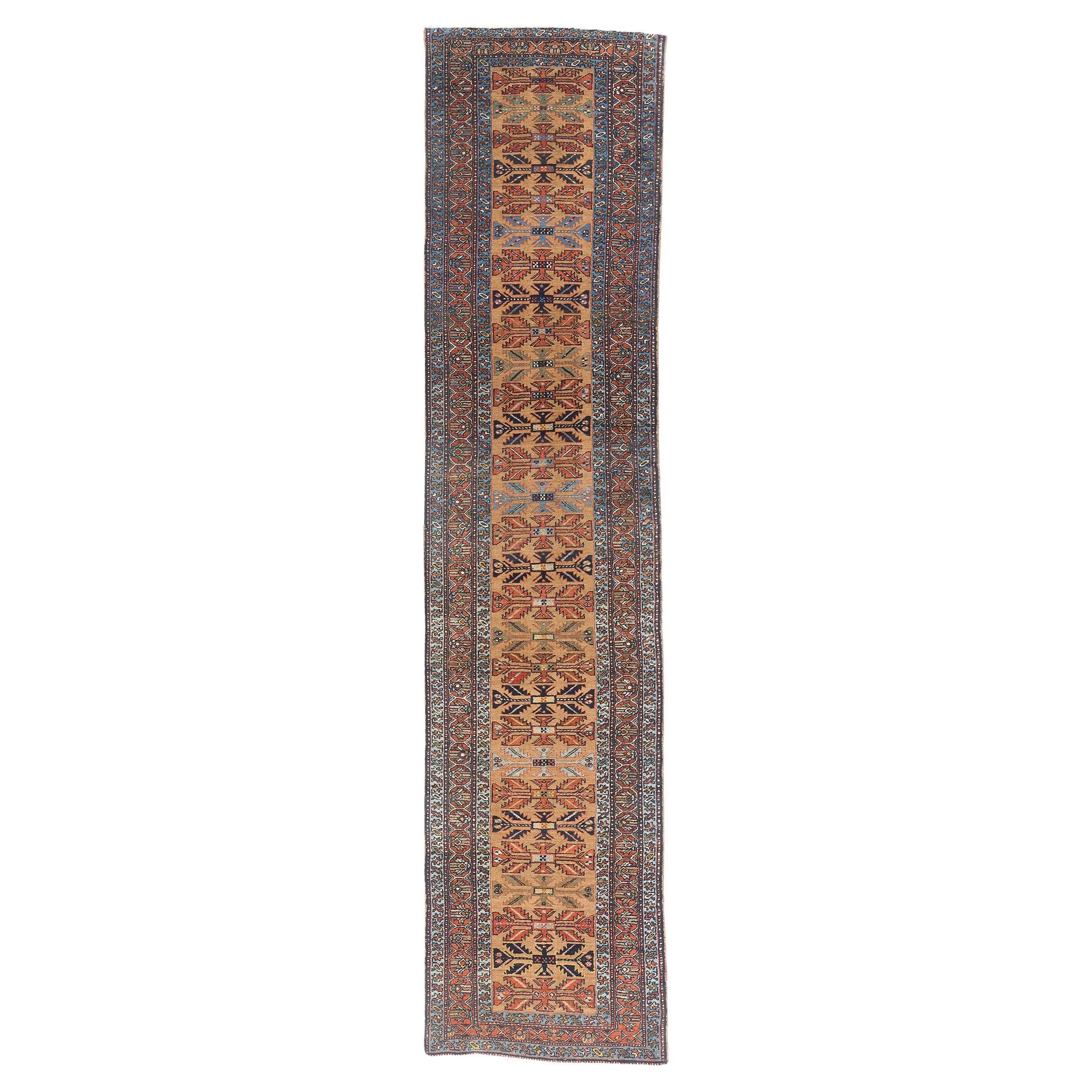 Late 19th Century Persian Bakshaish Carpet with Traditional Style