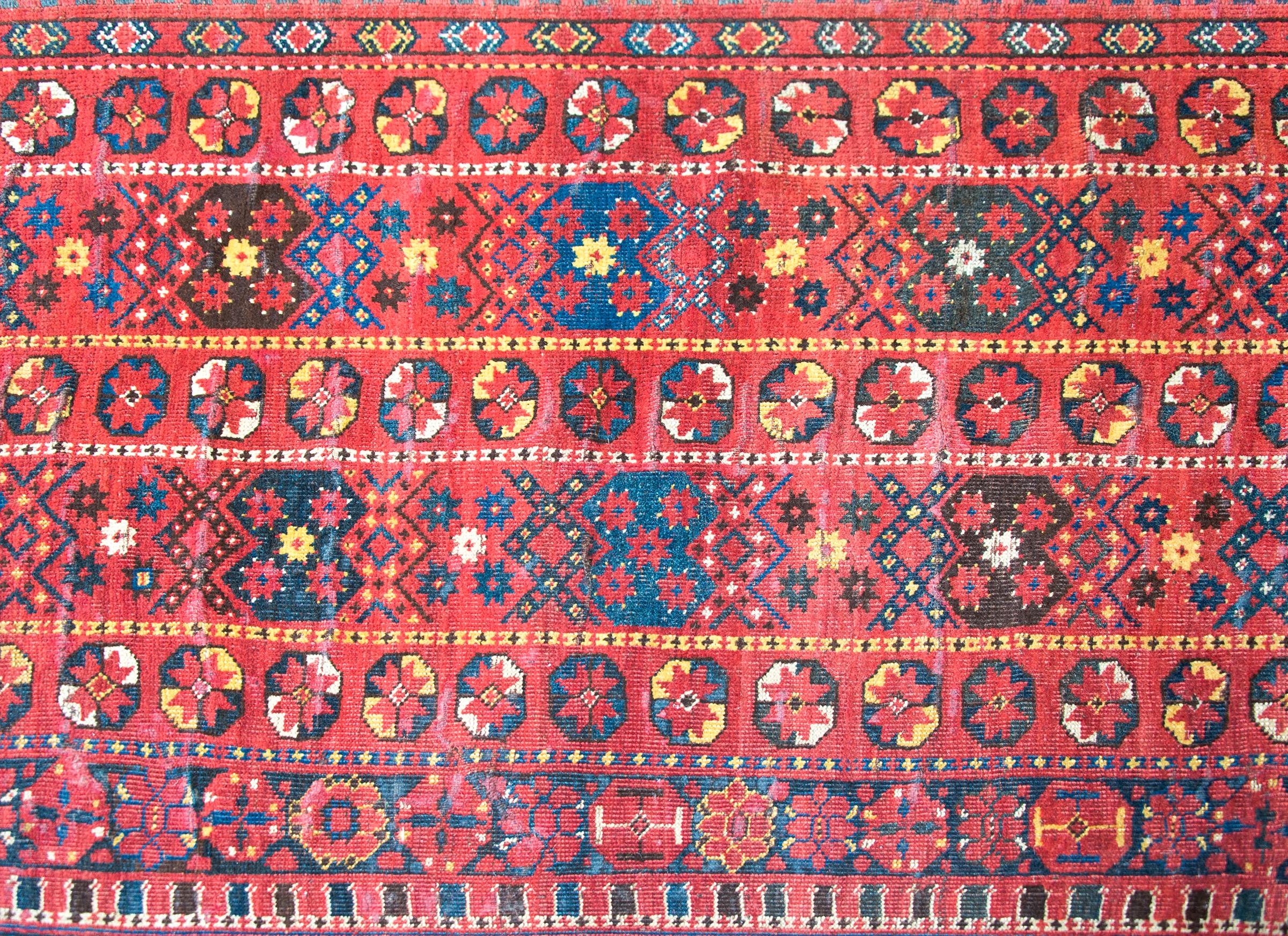 Hand-Knotted Late 19th Century Persian Bashir Rug For Sale