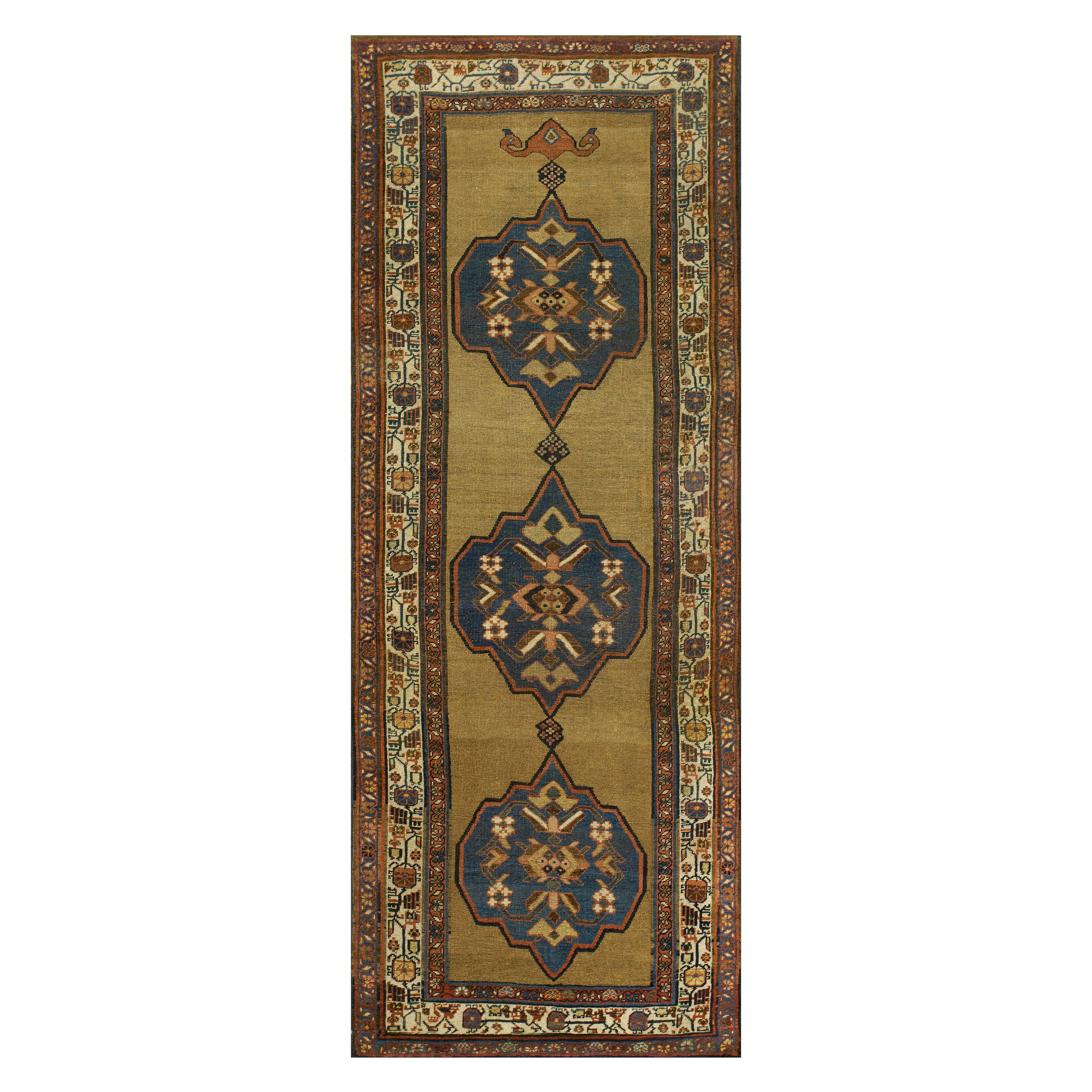 Tappeto persiano Bijar della fine del XIX secolo ( 4' x 10' 4" - 122 x 315 cm )