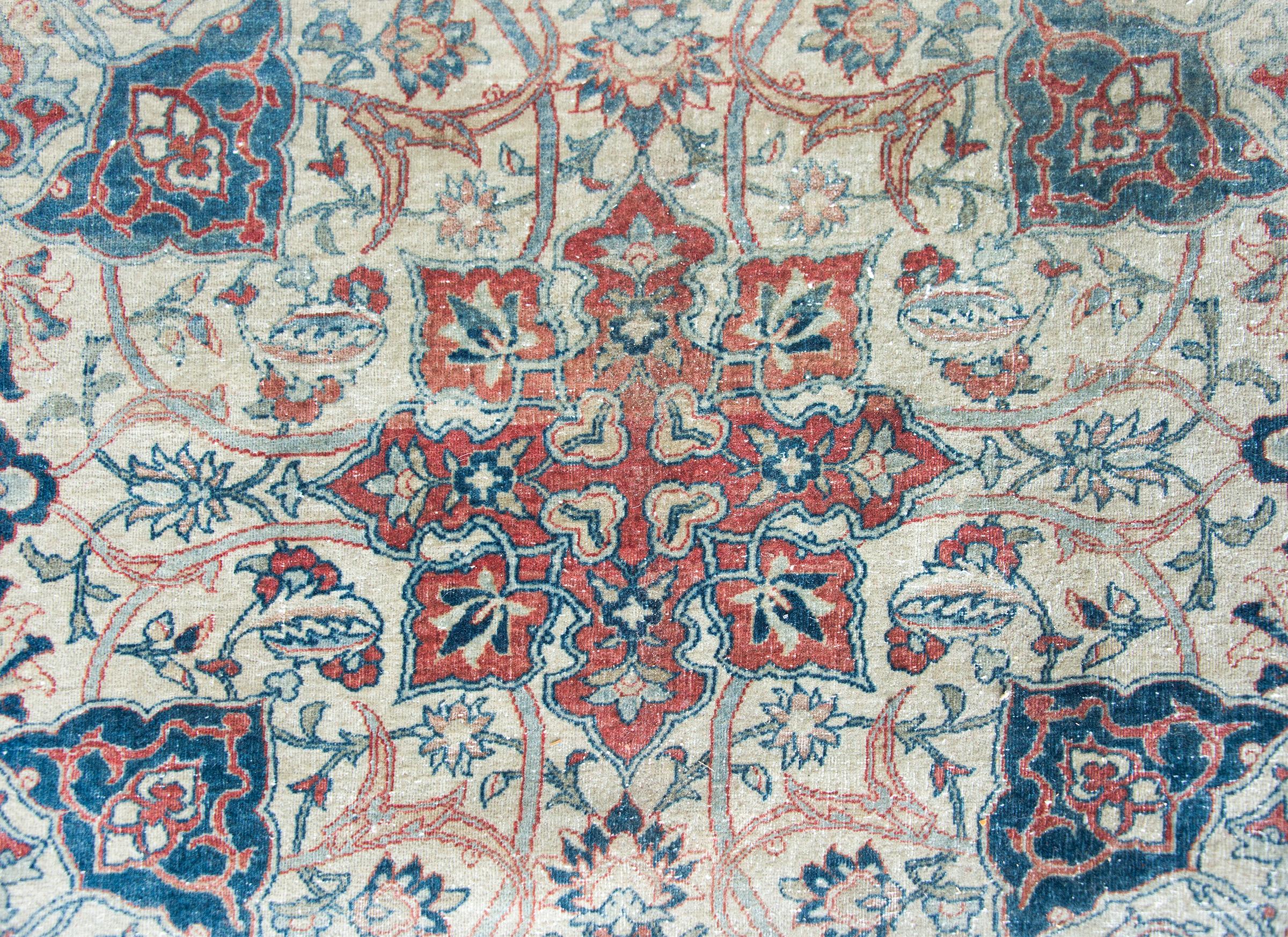 Late 19th Century Persian Isfahan Rug For Sale 5