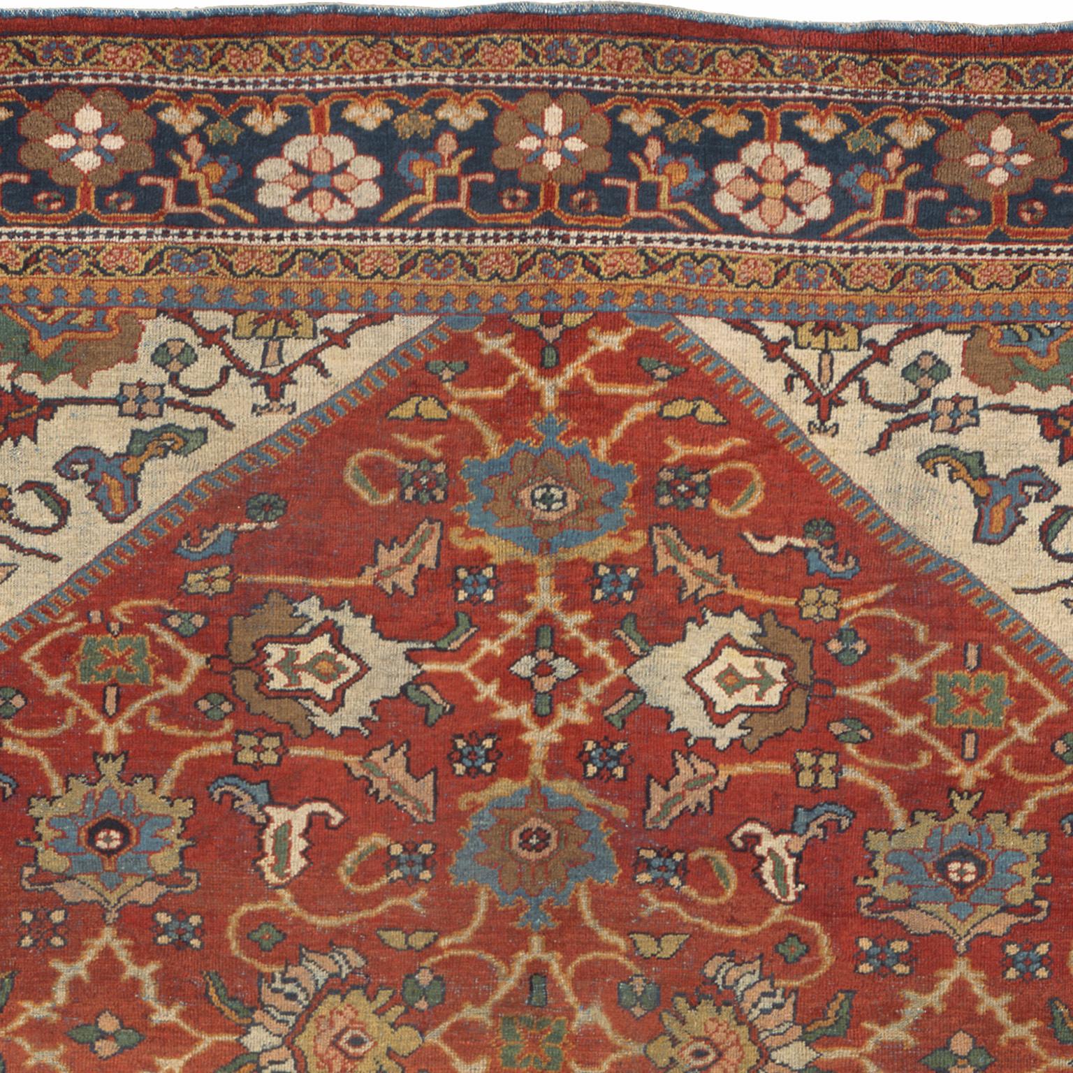 Late 19th Century Persian Mahal Rug In Good Condition For Sale In New York, NY