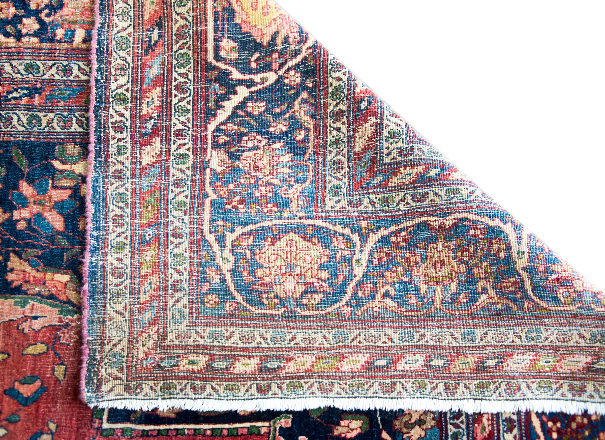 Late 19th Century Persian Sarouk Farahan Rug For Sale 9