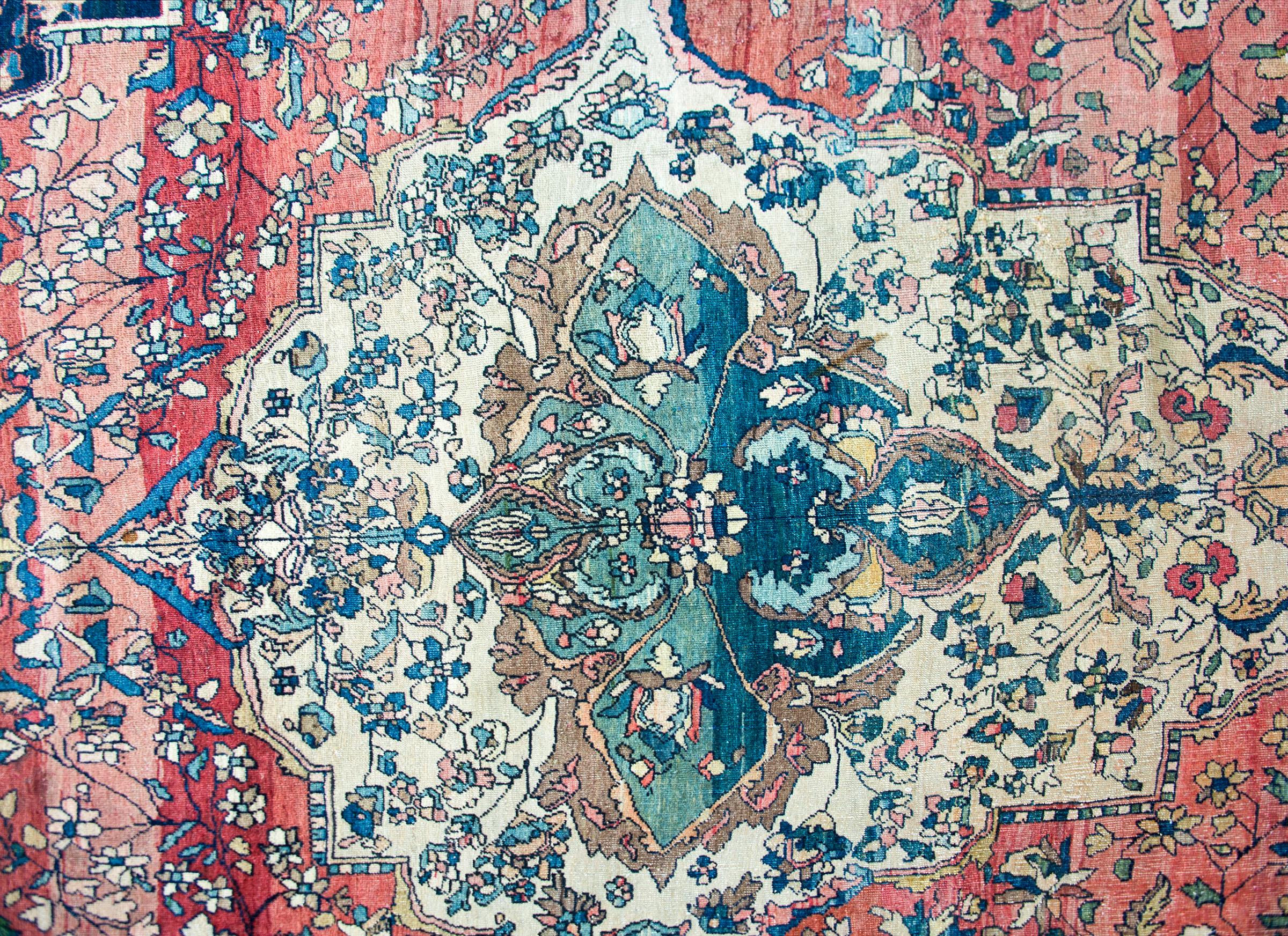 Tapis persan Sarouk Farahan de la fin du XIXe siècle en vente 1