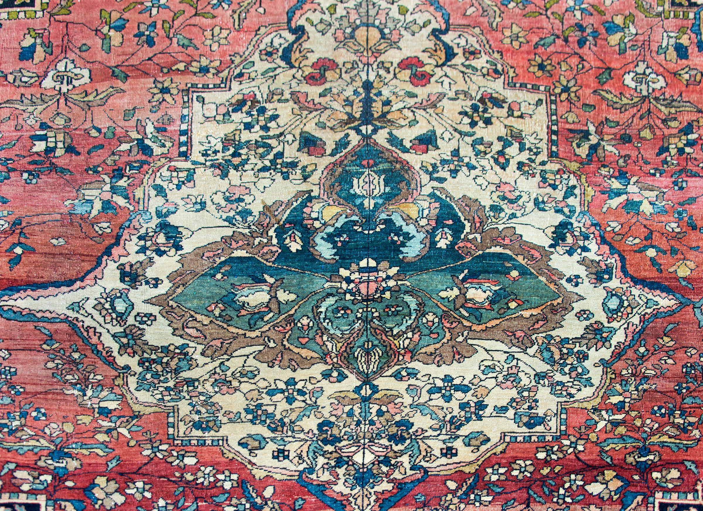 Late 19th Century Persian Sarouk Farahan Rug For Sale 4