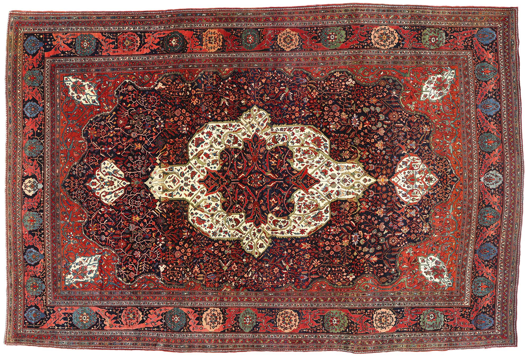 Late 19th Century Persian Sarouk Farahan Rug with Traditional Style For Sale 4