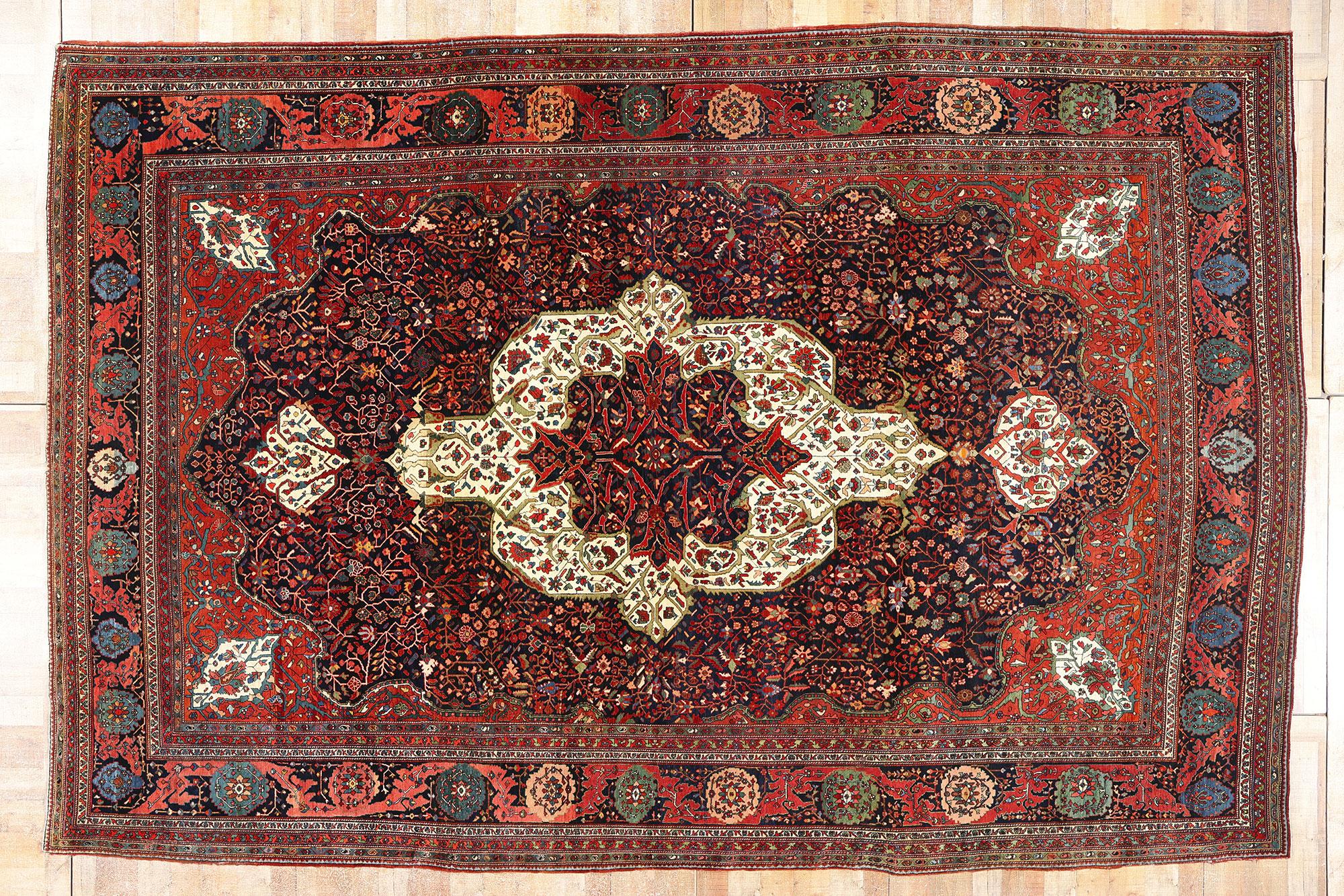 Late 19th Century Persian Sarouk Farahan Rug with Traditional Style For Sale 3