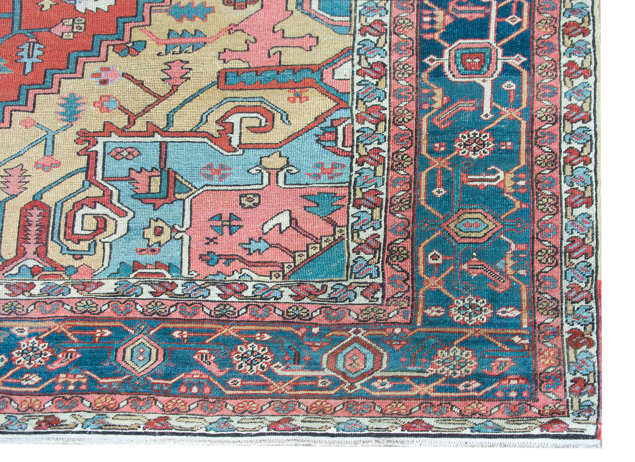 Late 19th Century Persian Serapi Rug For Sale 7