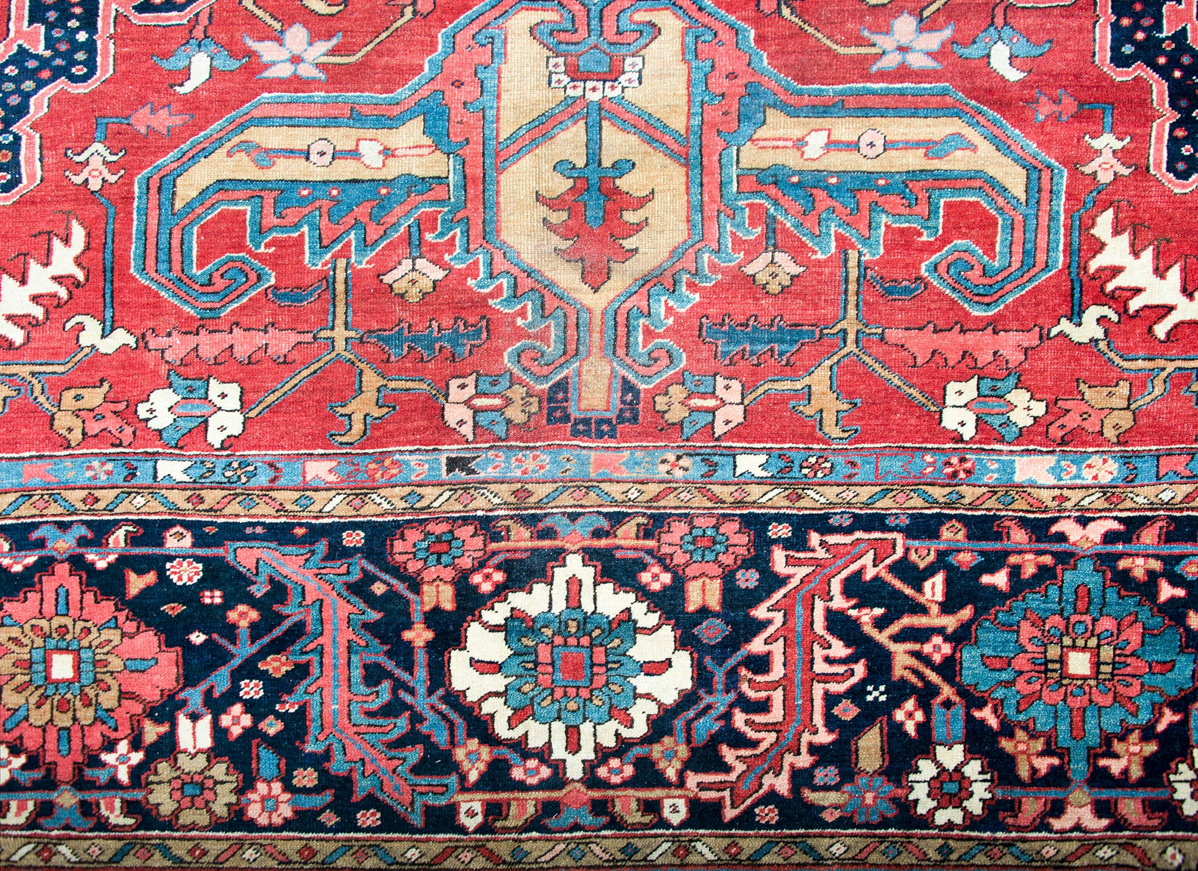 Late 19th Century Persian Serapi Rug For Sale 9