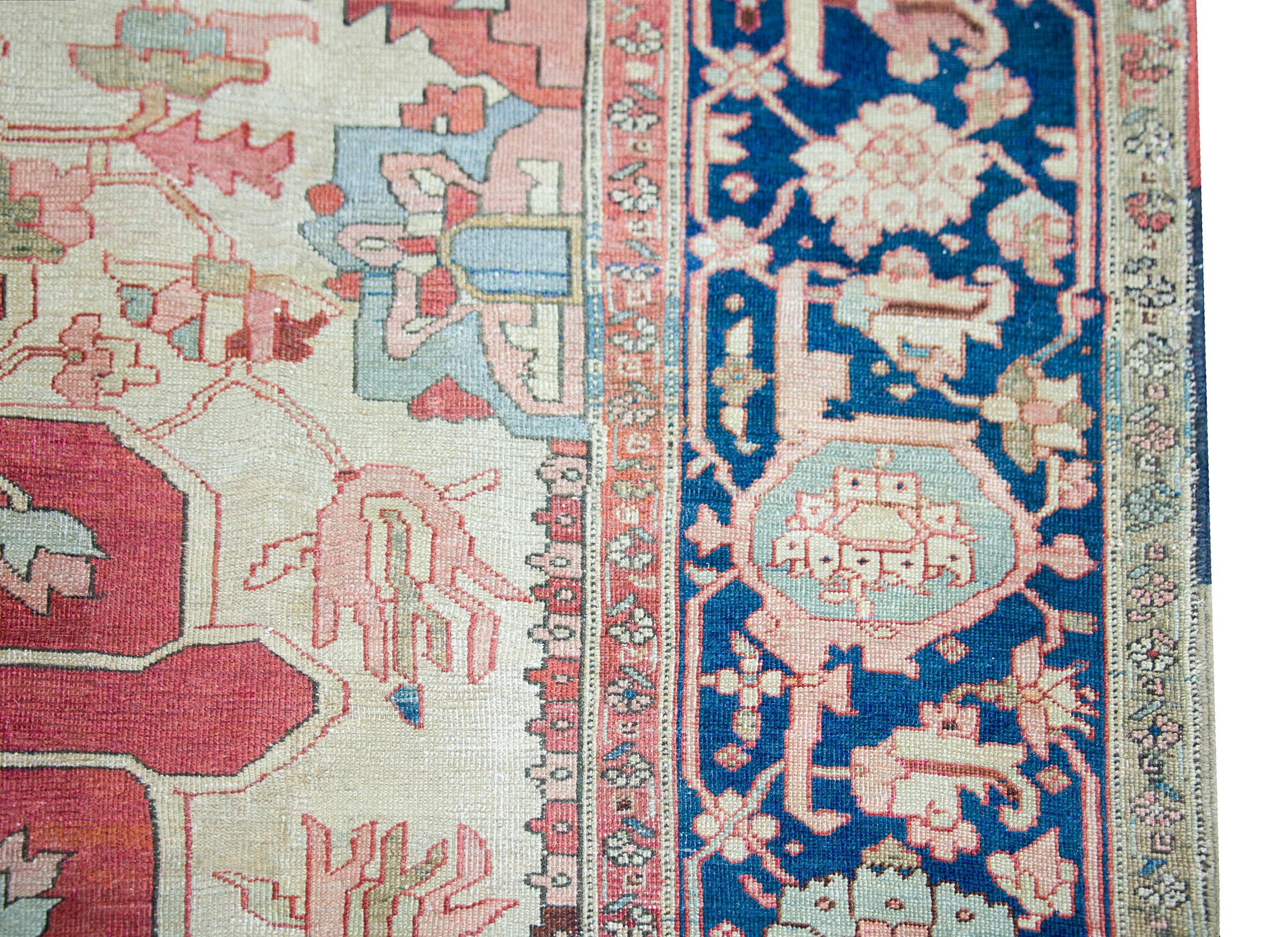 Persischer Serapi-Teppich aus dem späten 19. Jahrhundert im Angebot 2