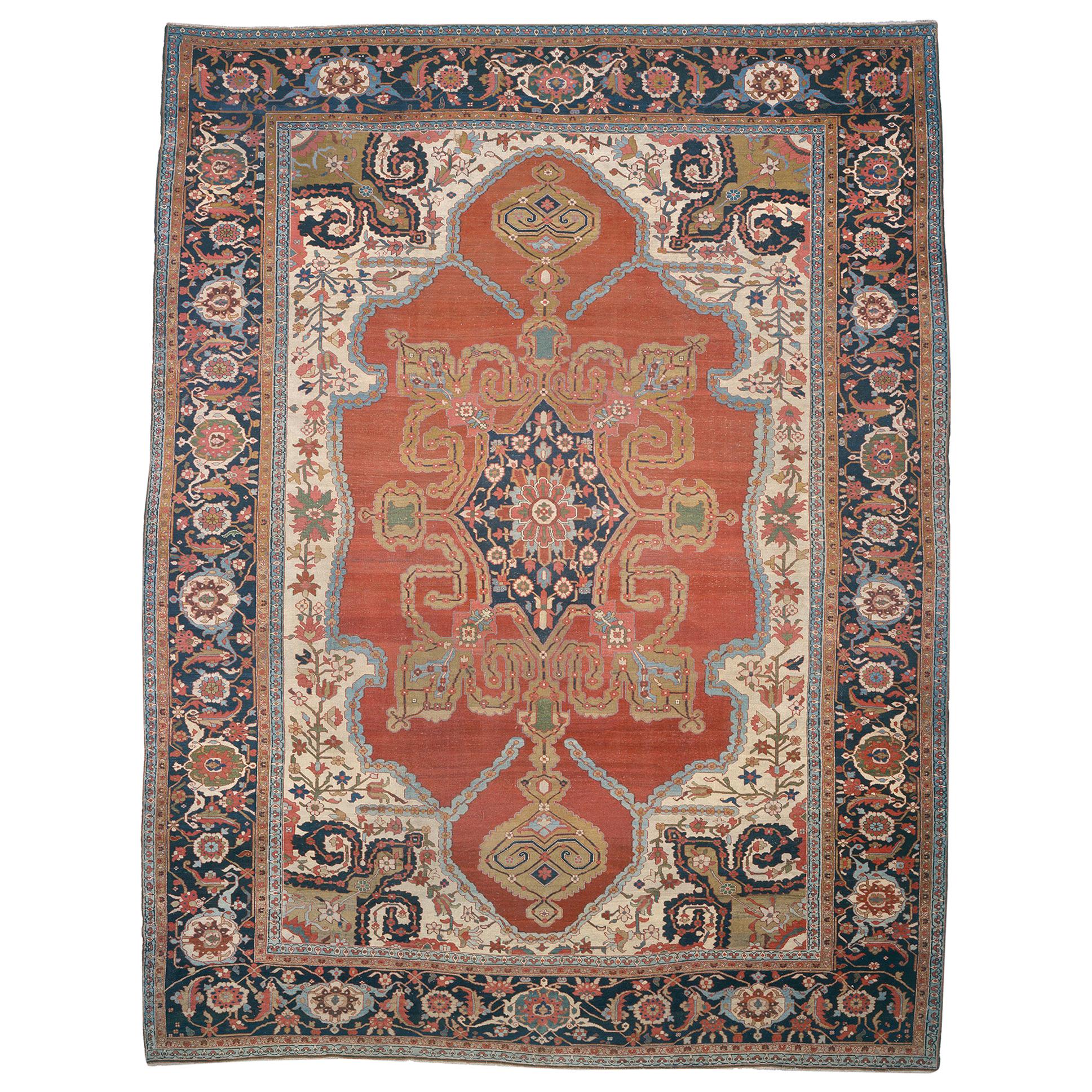 Late 19th Century Persian Serapi Rug For Sale