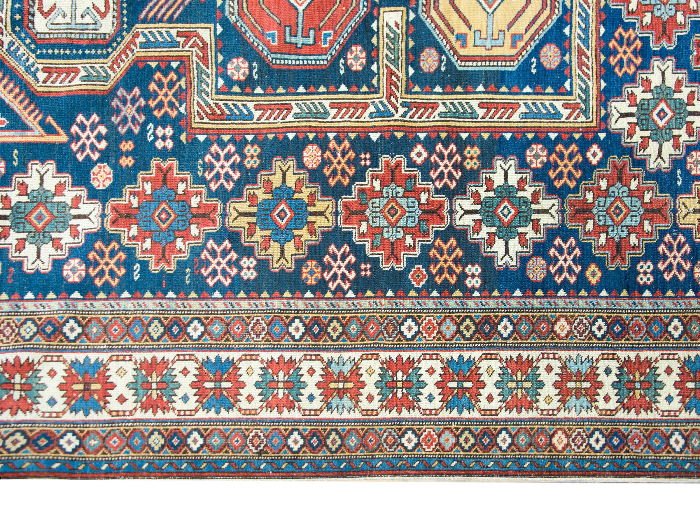 Persischer Schirwan-Teppich, 19. Jahrhundert (Aserbaidschanisch) im Angebot