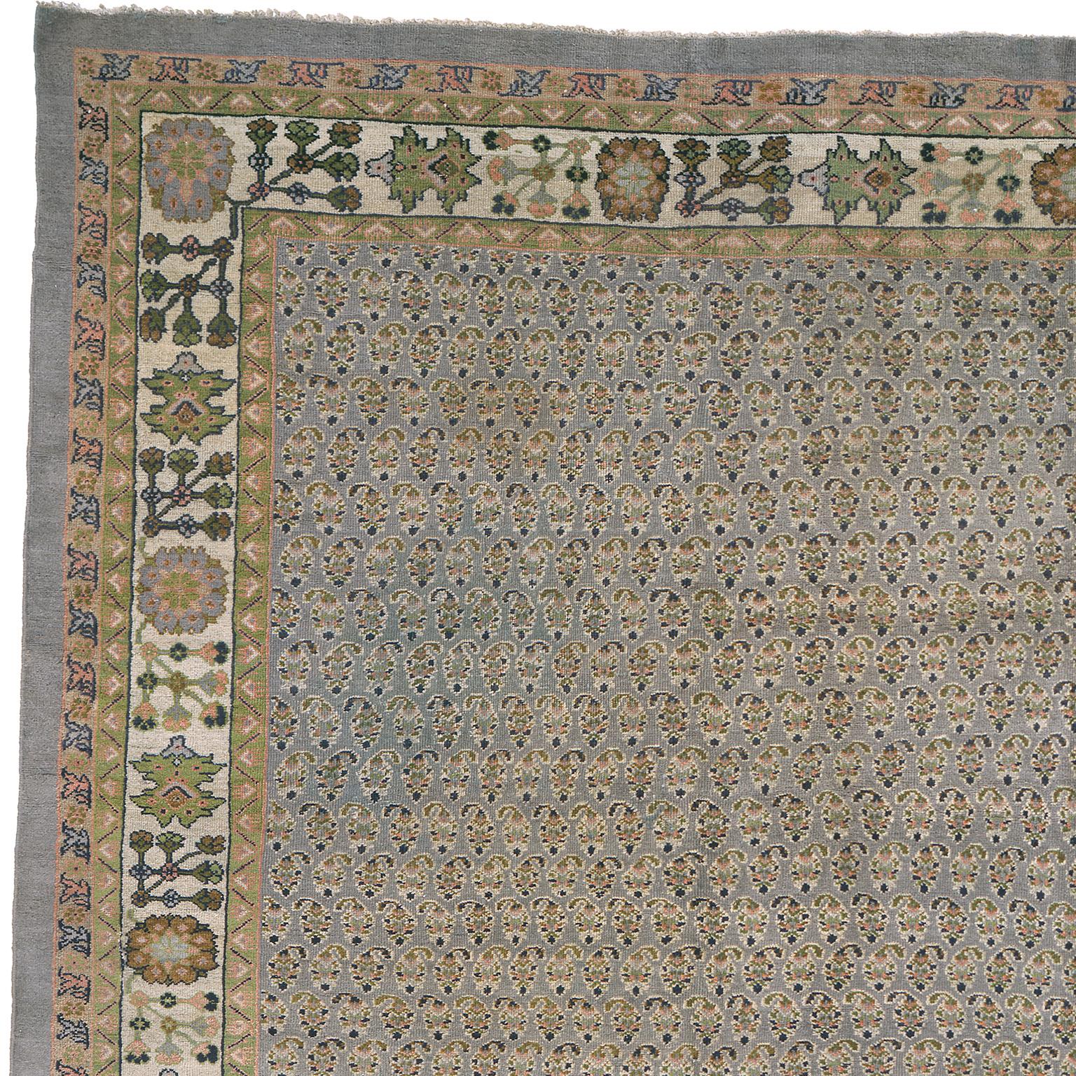 Persia, circa 1890
Handwoven
Measures: 16'10