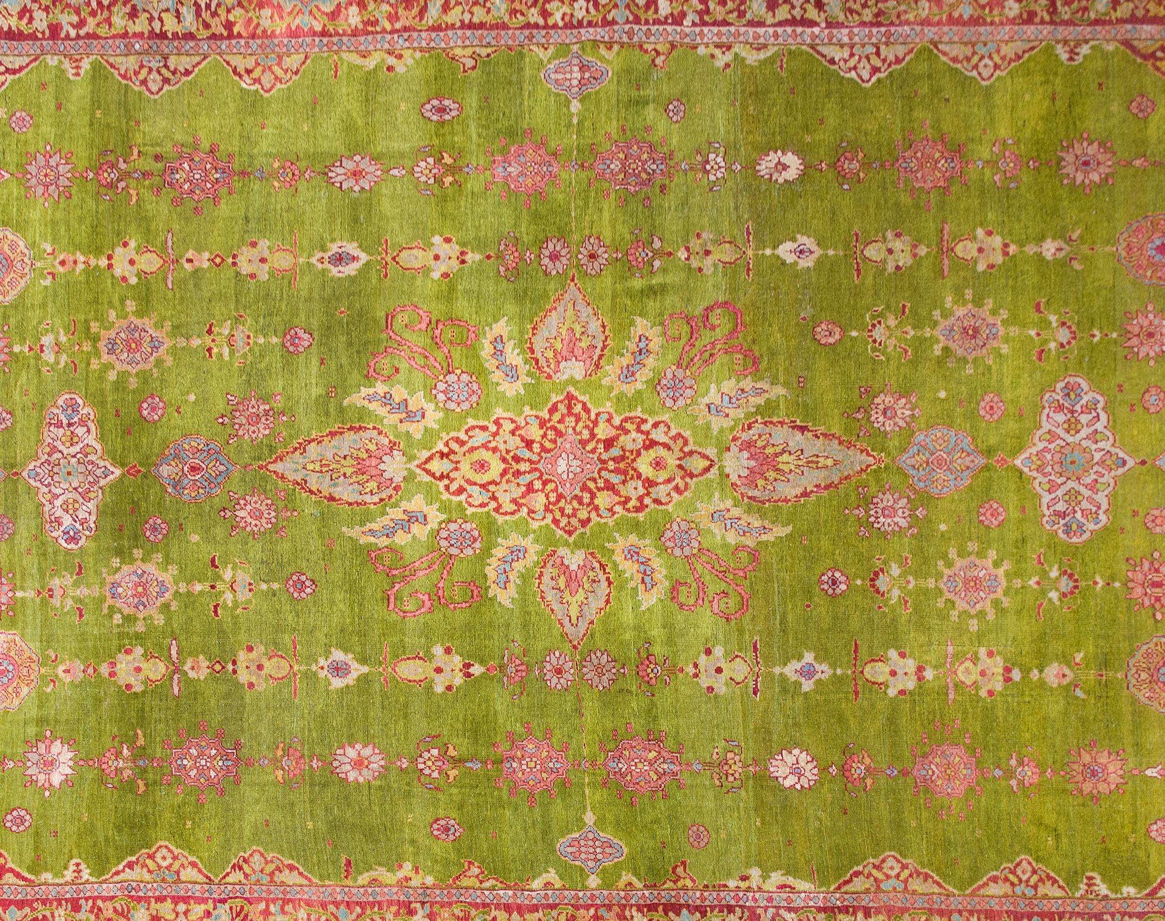 Hand-Knotted Late 19th Century Persian Sultanabad Rug For Sale