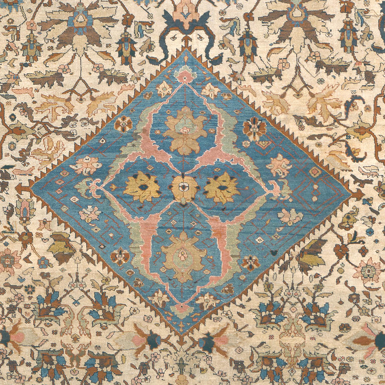 Late 19th century Persian Sultanabad Ziegler rug
Persia circa 1890
Handwoven.