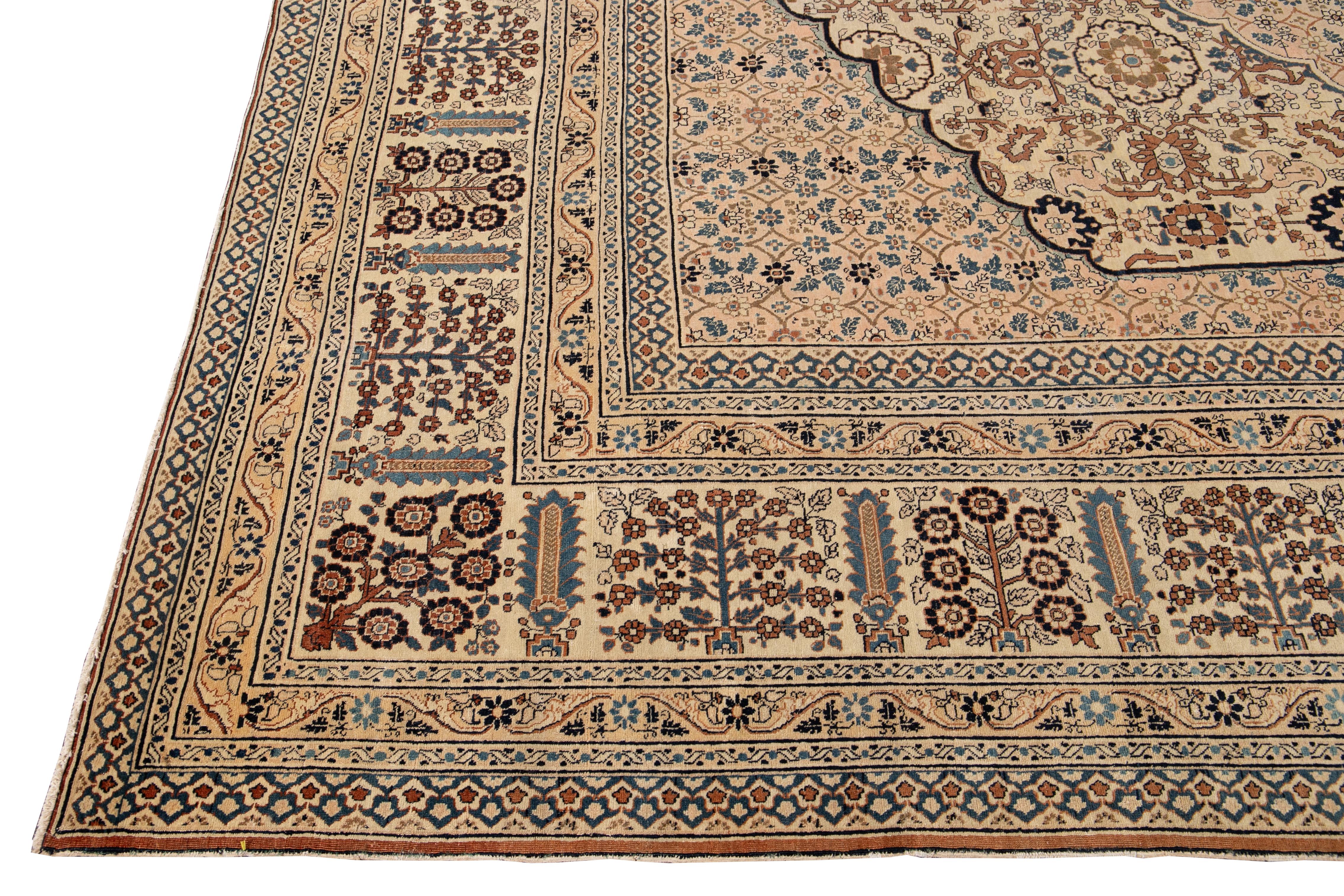 Late 19th Century Persian Tabriz Handmade Wool Rug In Excellent Condition For Sale In Norwalk, CT