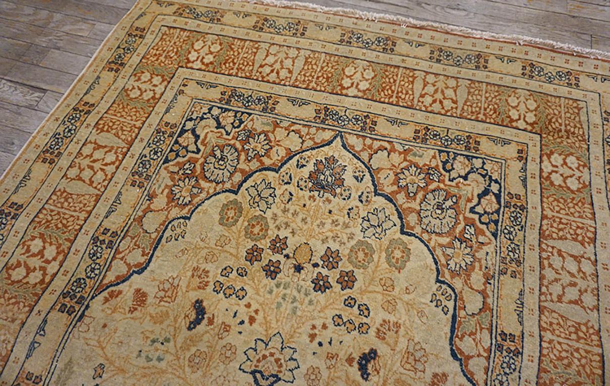 Annodato a mano Tappeto da preghiera persiano Tabriz della fine del XIX secolo in vendita