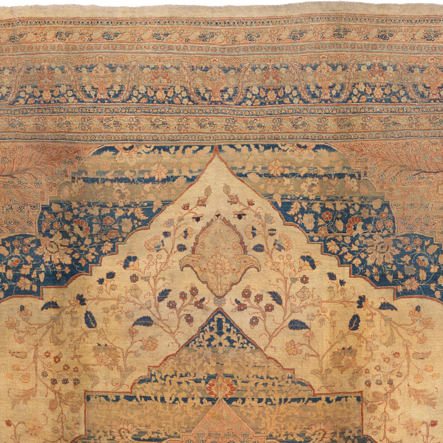 Persischer Täbriz-Teppich aus dem späten 19. Jahrhundert (Wolle) im Angebot