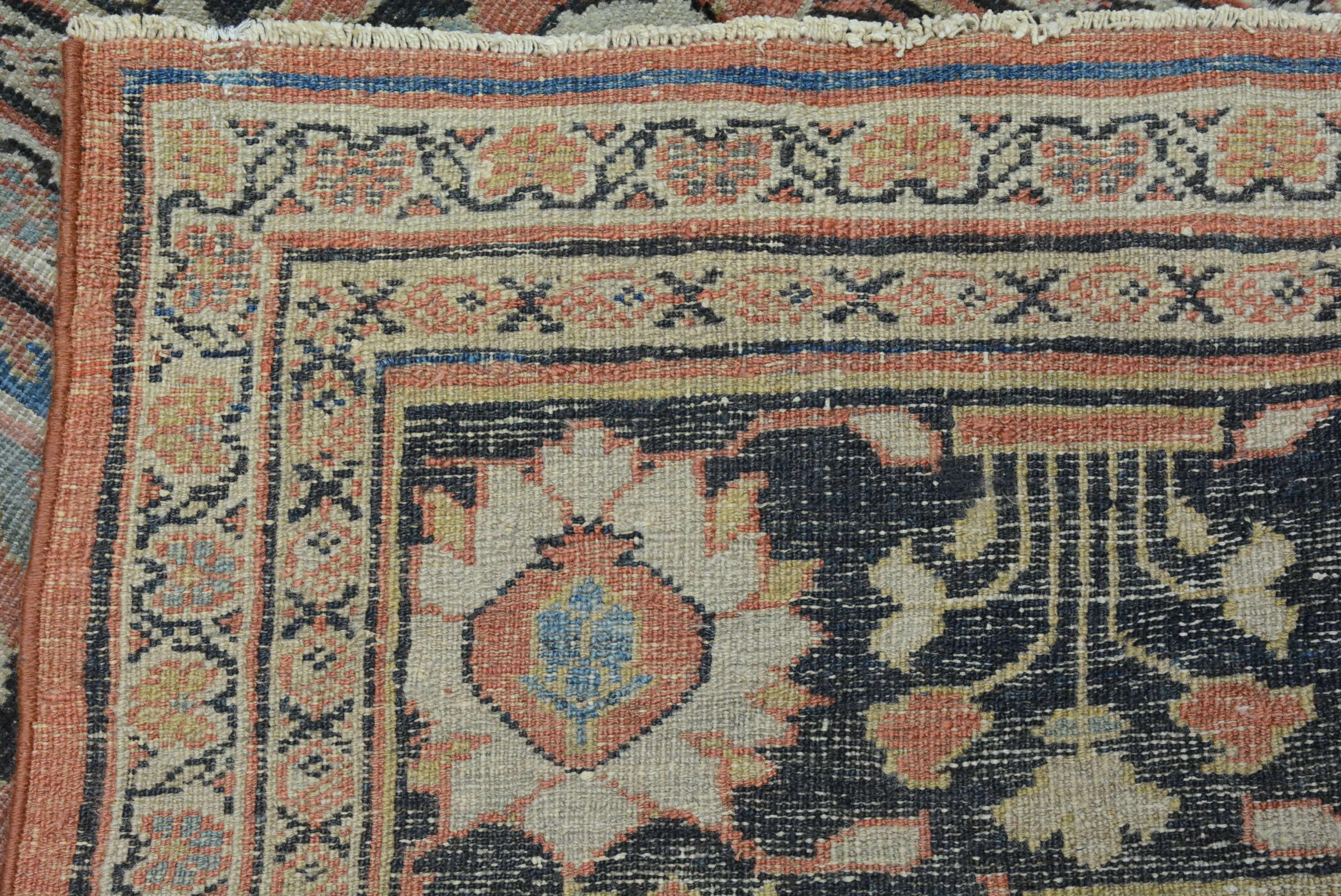 Tappeto persiano Ziegler Mahal della fine del XIX secolo in vendita 4