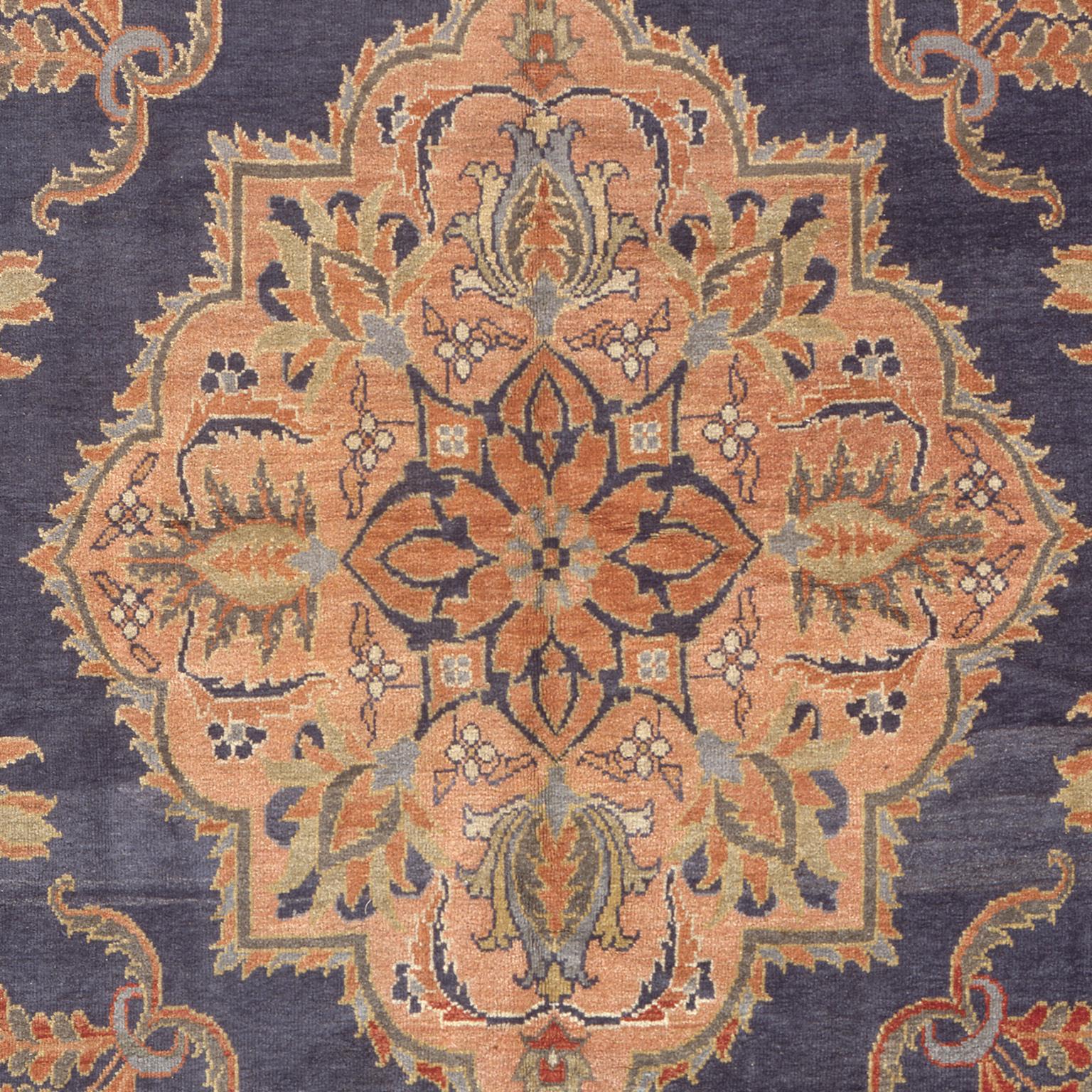 Hand-Woven Late 19th Century Persian Ziegler Sultanabad Rug For Sale