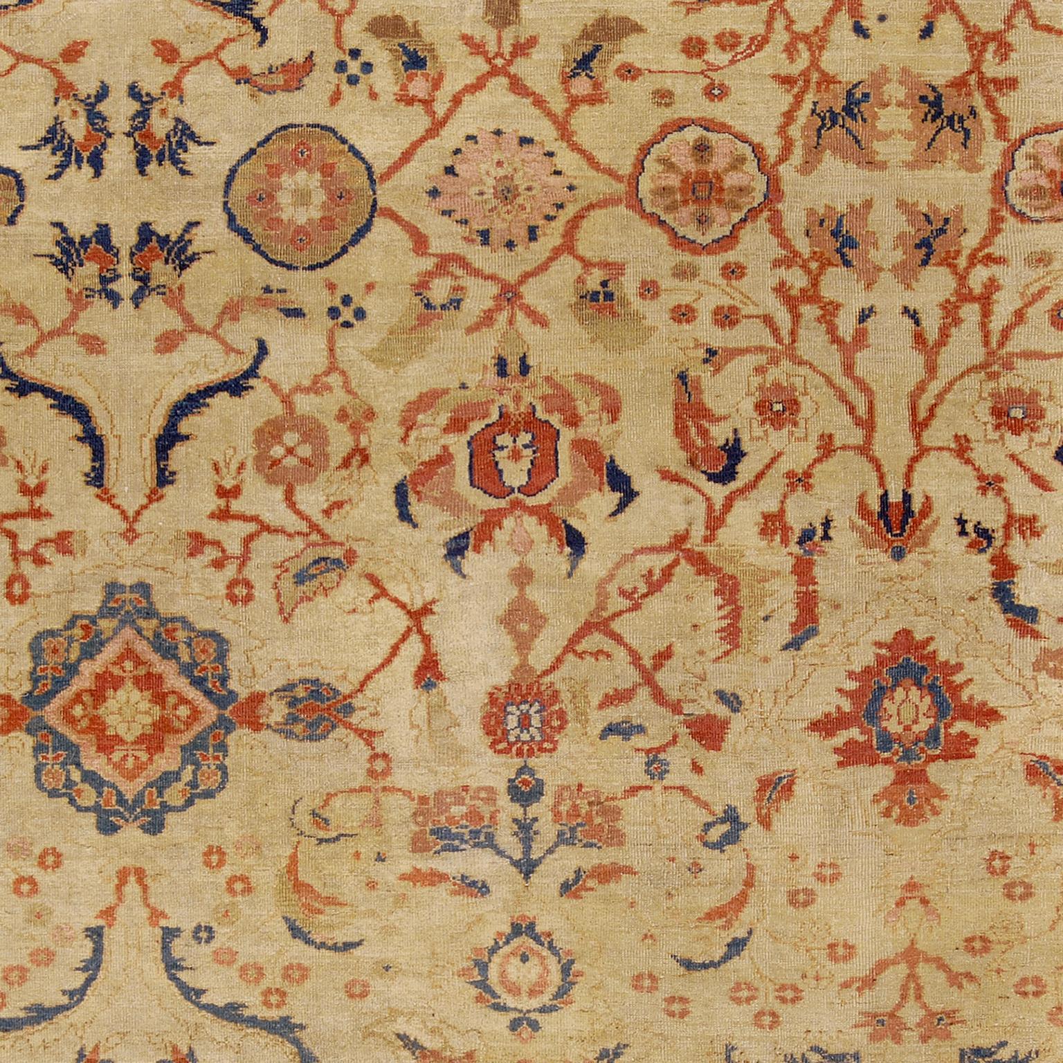 Hand-Woven Late 19th Century Persian Ziegler Sultanabad Rug For Sale
