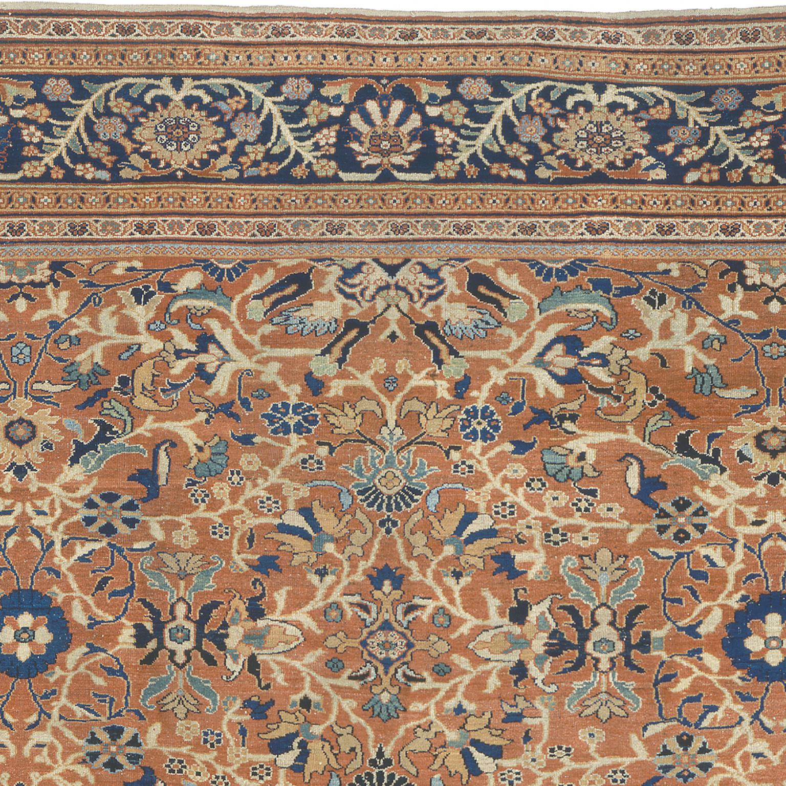 Late 19th Century Persian Ziegler Sultanabad Rug In Good Condition For Sale In New York, NY