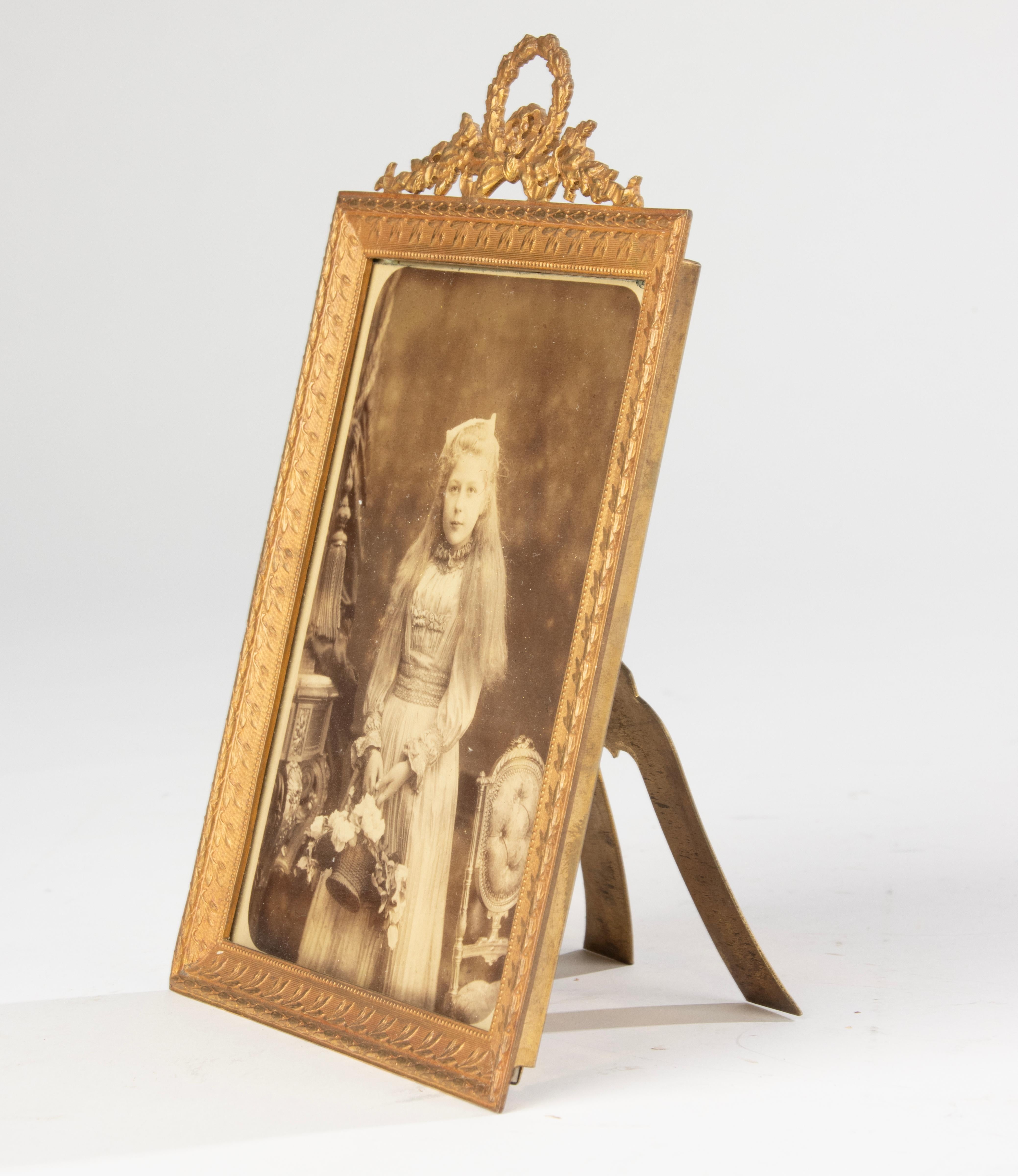 Late 19th Century Photo Frame - Louis XVI Style - Ormolu Bronze For Sale 1