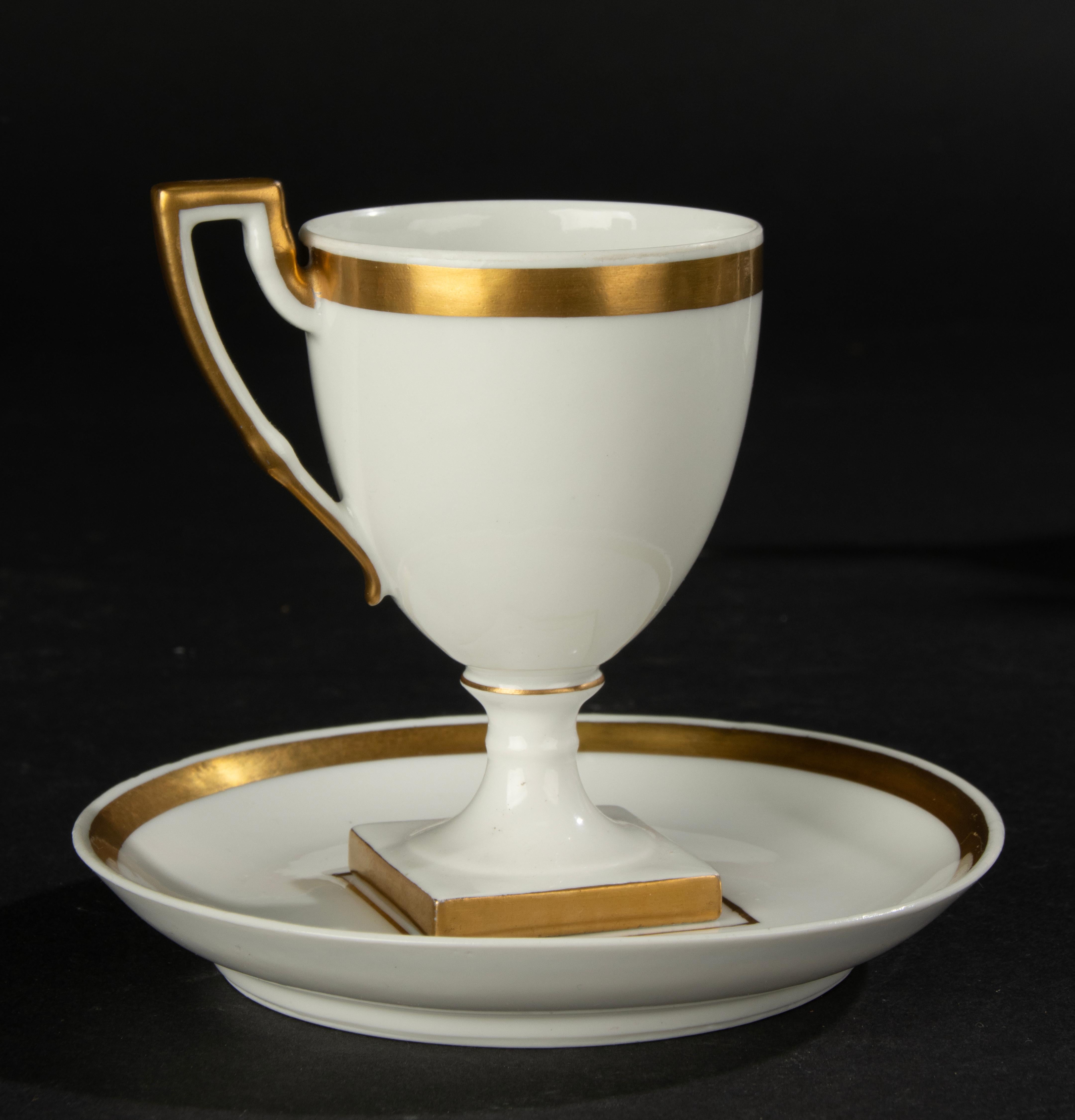 Late 19th Century Porcelain Coffee Set - Paroutaud Frères La Seynie - Limoges   For Sale 5
