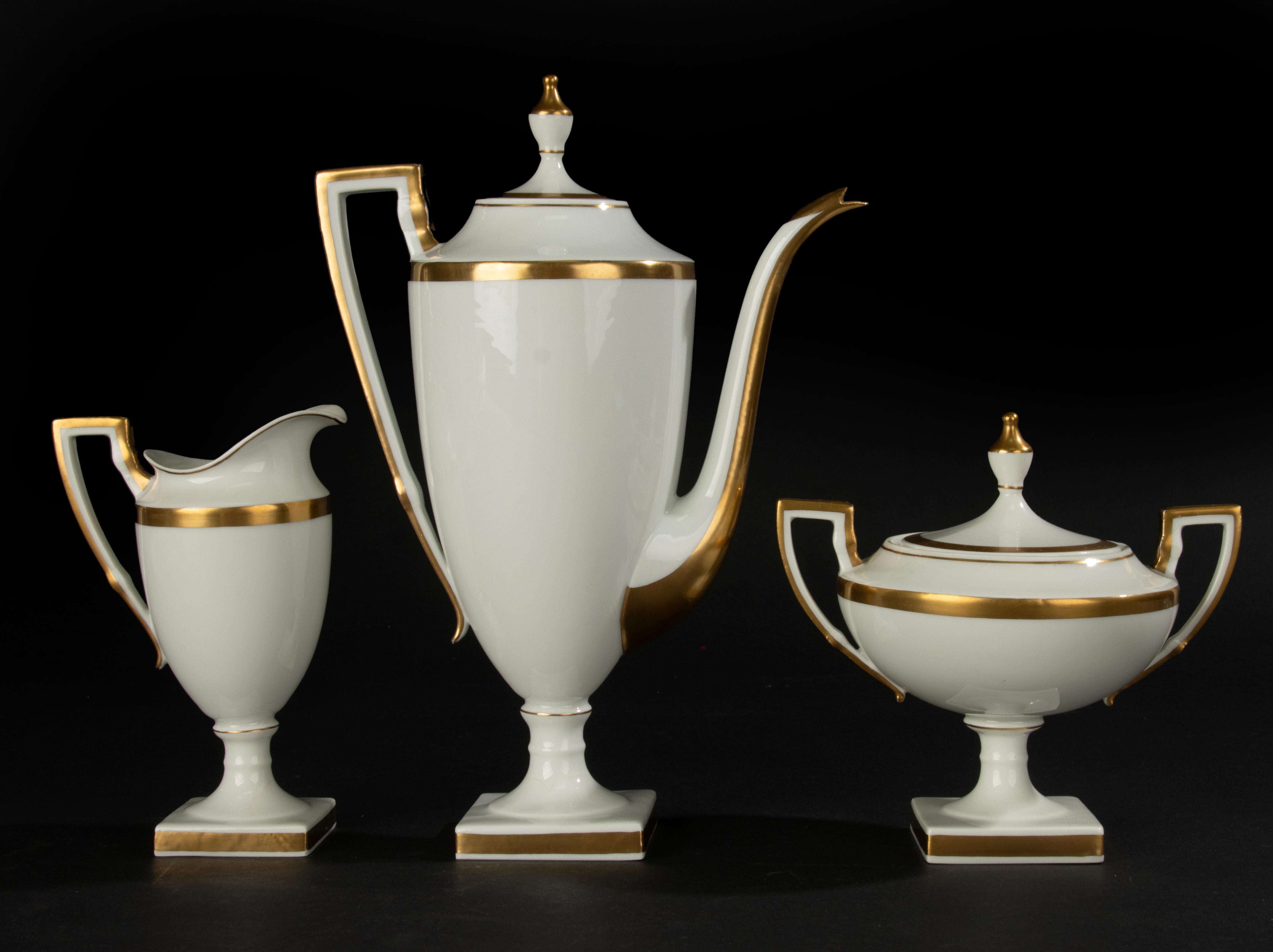 Late 19th Century Porcelain Coffee Set - Paroutaud Frères La Seynie - Limoges   For Sale 6