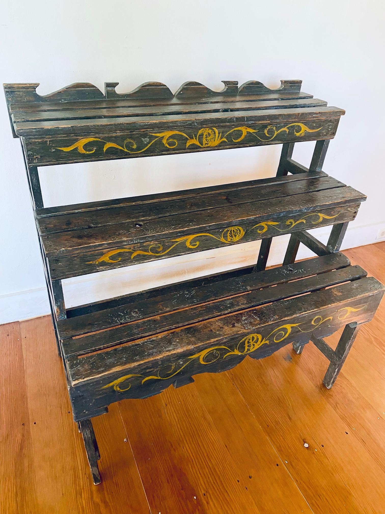 Hand-Crafted Late 19th Century Quebec Paint Decorated Plant Stand, circa 1890 For Sale