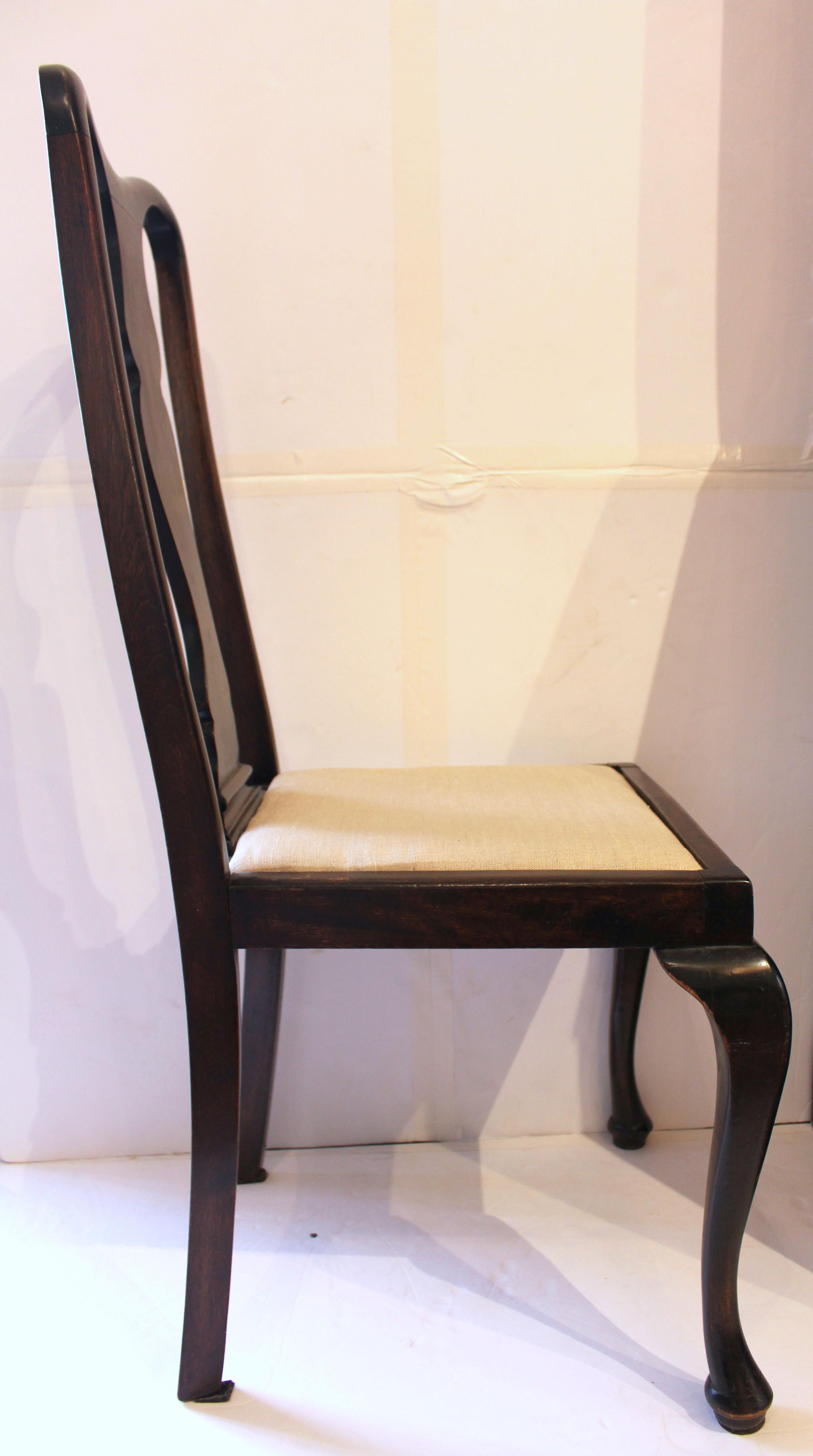 Late 19th century Queen Anne style side chair, English. Diminutive scale. Simple cabriole legs ending in pad feet. Inset slip seat. Shaped crest rail and typical Queen Anne design backsplat.
20