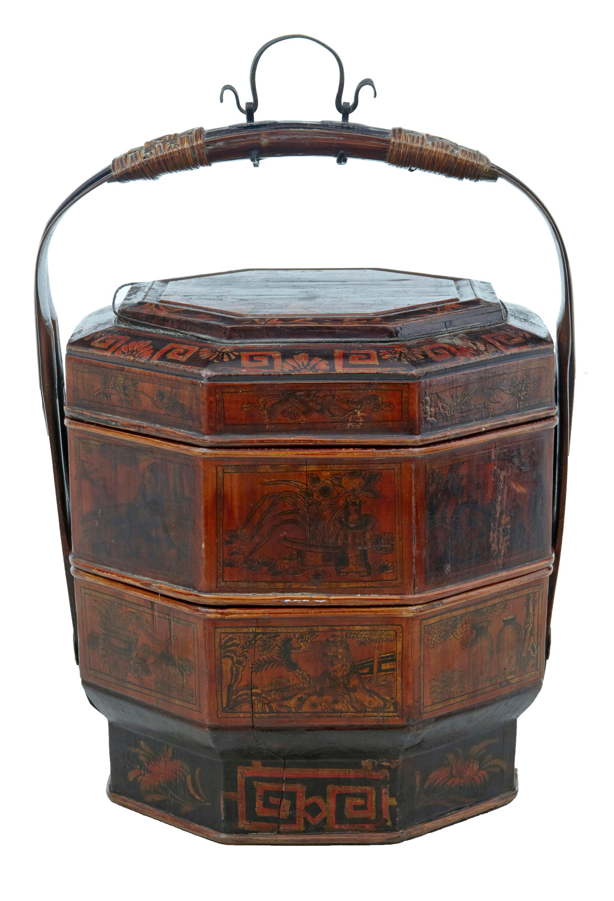 Chinoiserie Late 19th Century Red Lacquer Chinese Marriage Basket