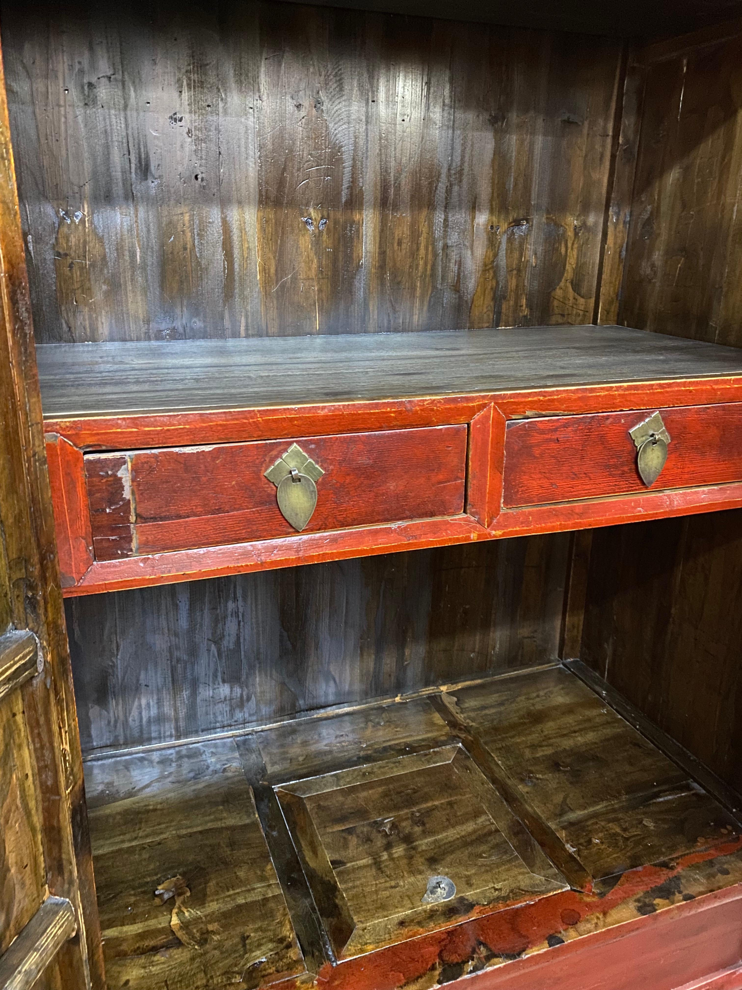 Late 19th Century Red Lacquer Tapered Cabinet In Good Condition In Singapore, SG