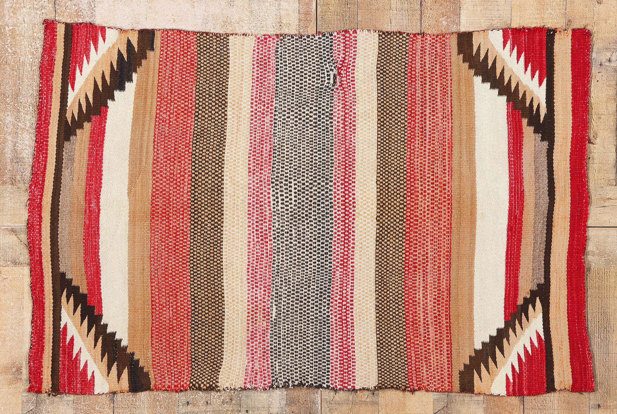 Tessile in stile Navajo della fine del 19° secolo, di colore rosso Mesa in vendita 1