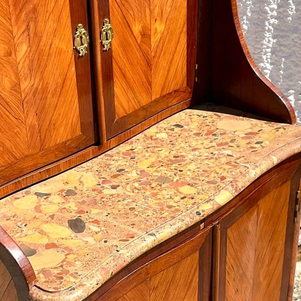Pietra Mobile a cascata con intarsio Chevron della fine del XIX secolo in vendita