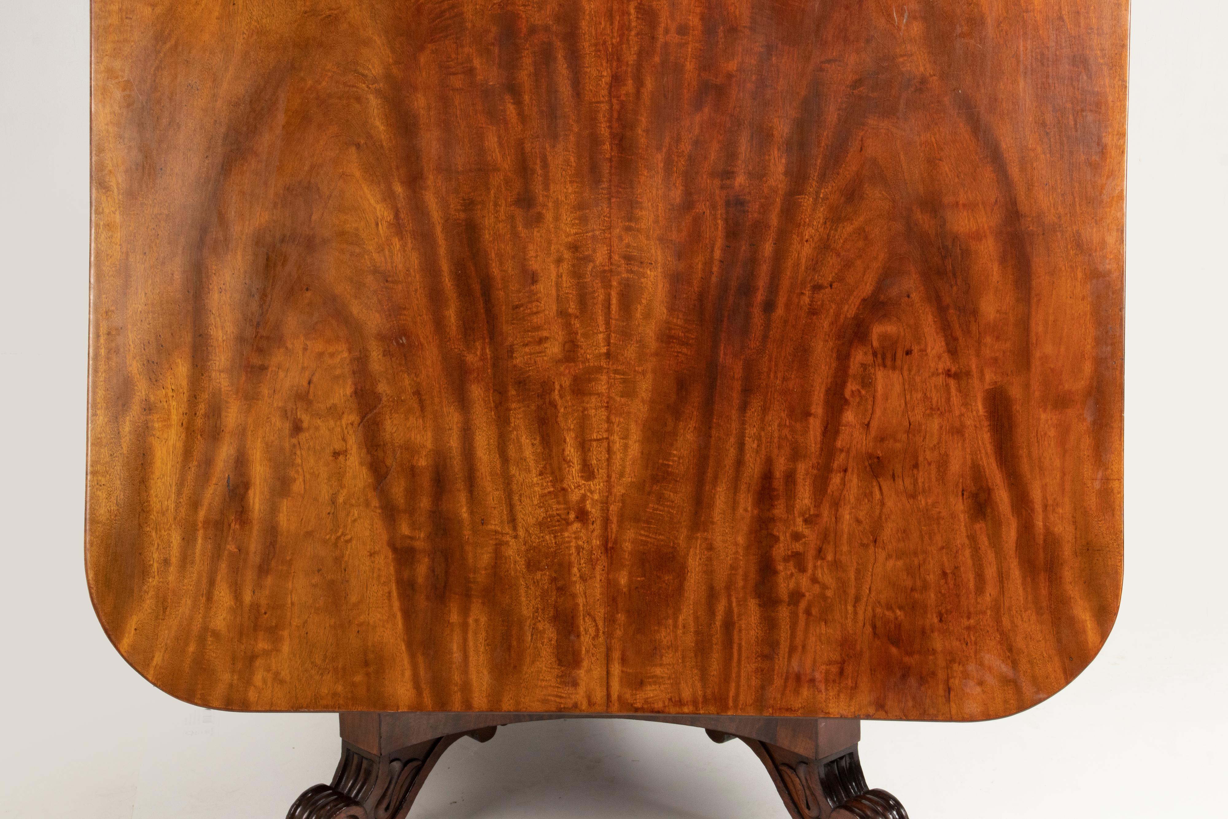 Late 19th Century Regency Mahogany Dining Table For Sale 13