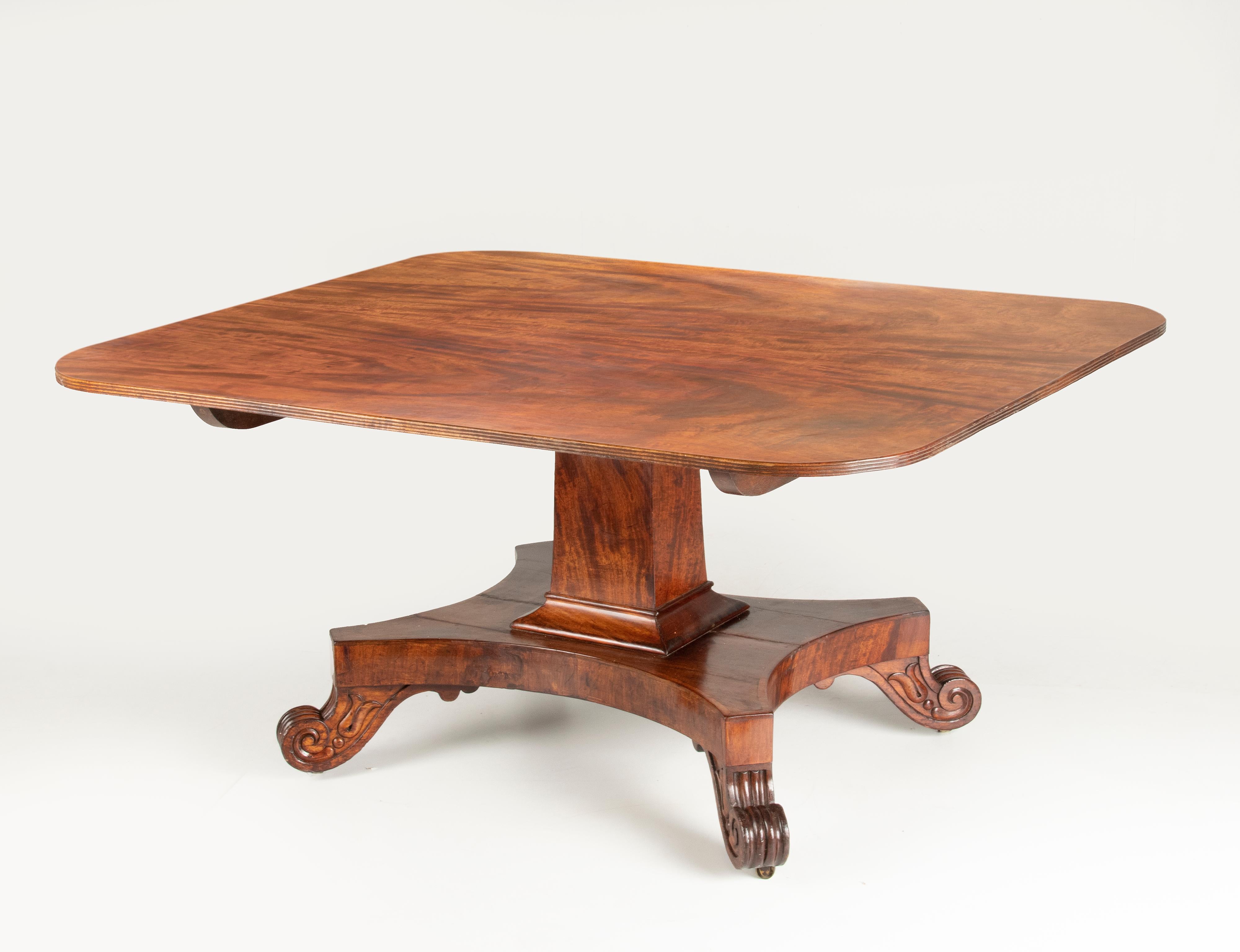Late 19th Century Regency Mahogany Dining Table For Sale 1