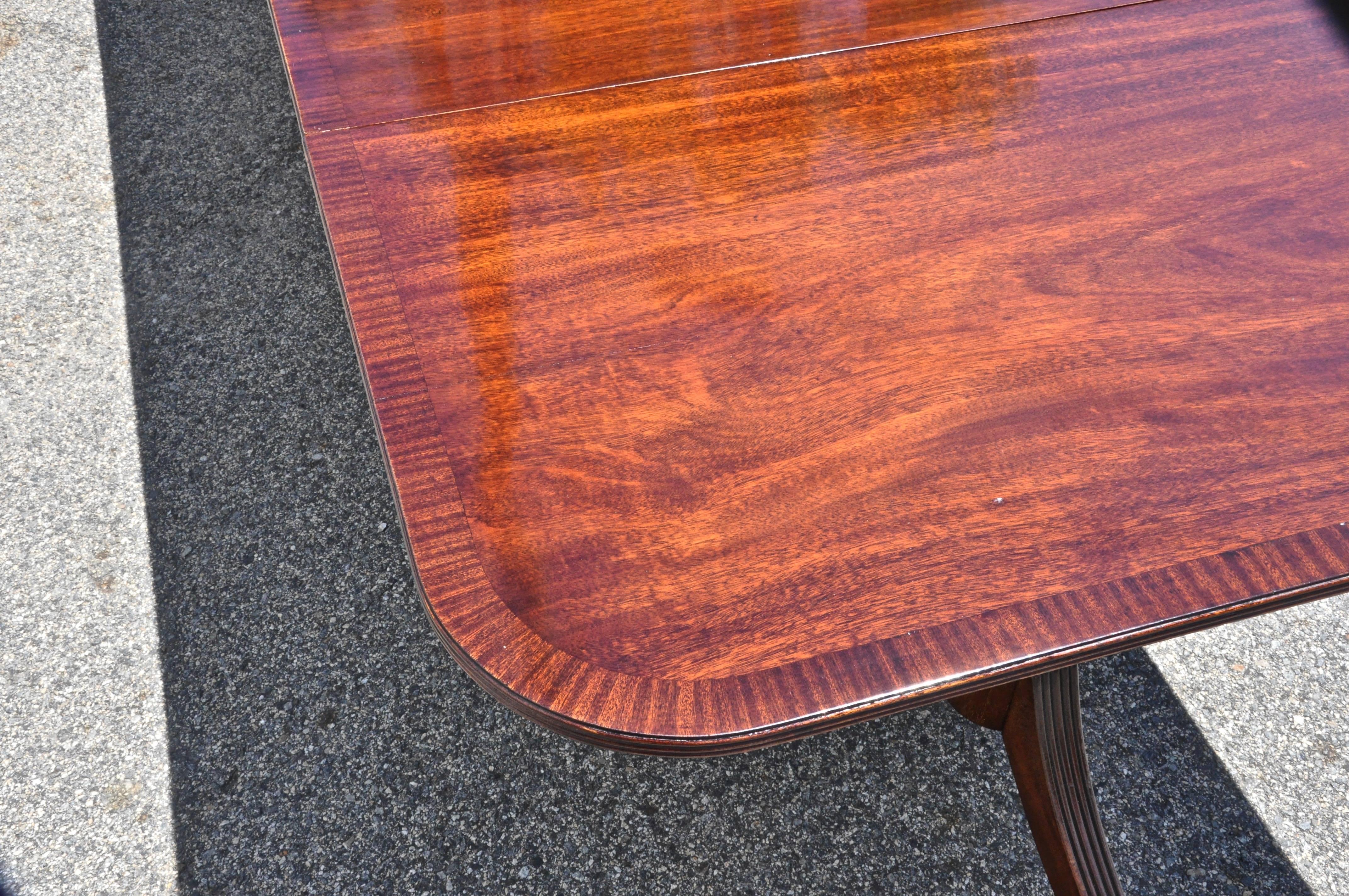 American Late 19th Century Regency Style Three Pedestal Dining Table with Banding